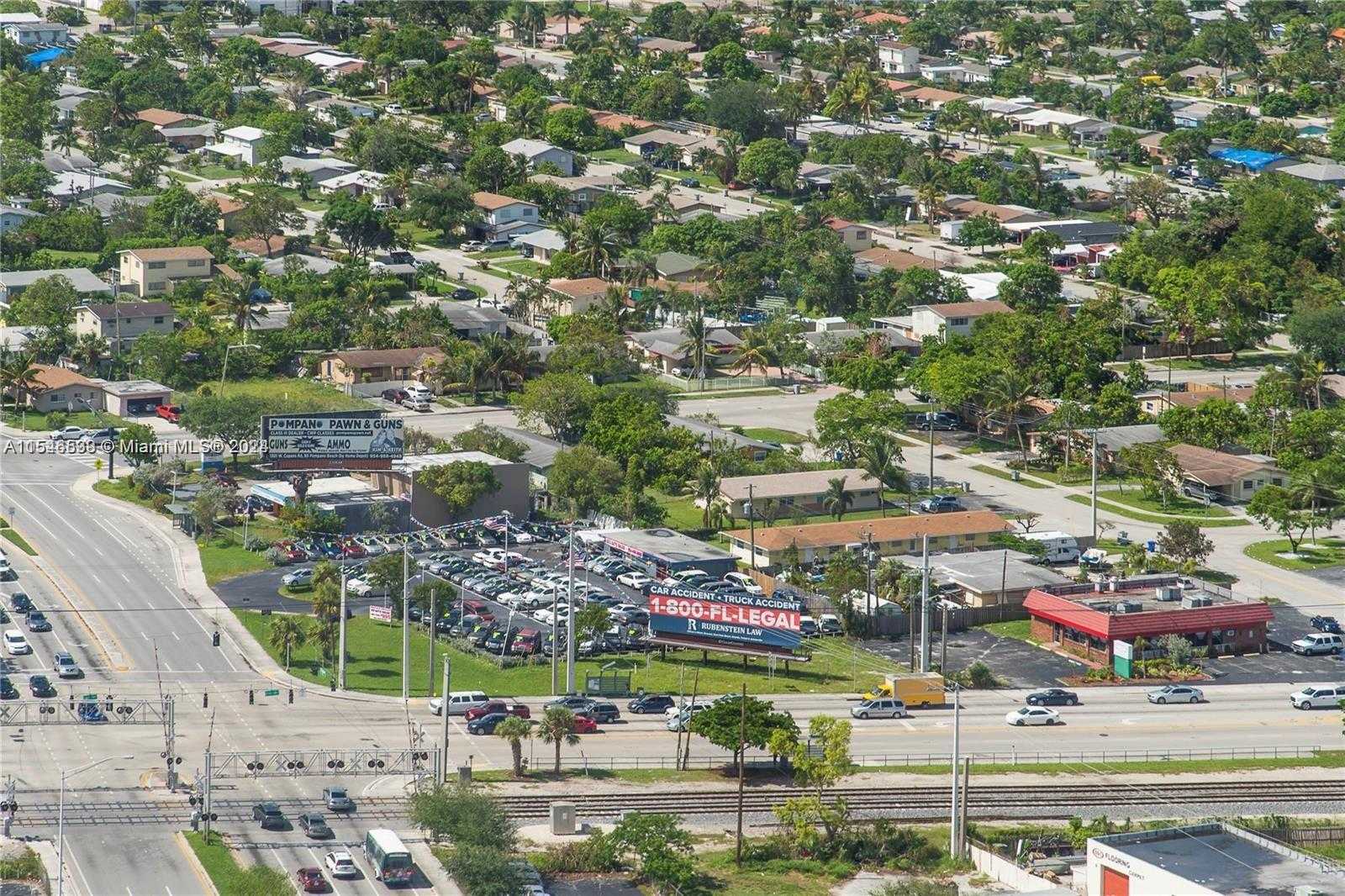 Small Image of 345 COPANS RD, Pompano Beach Number 7