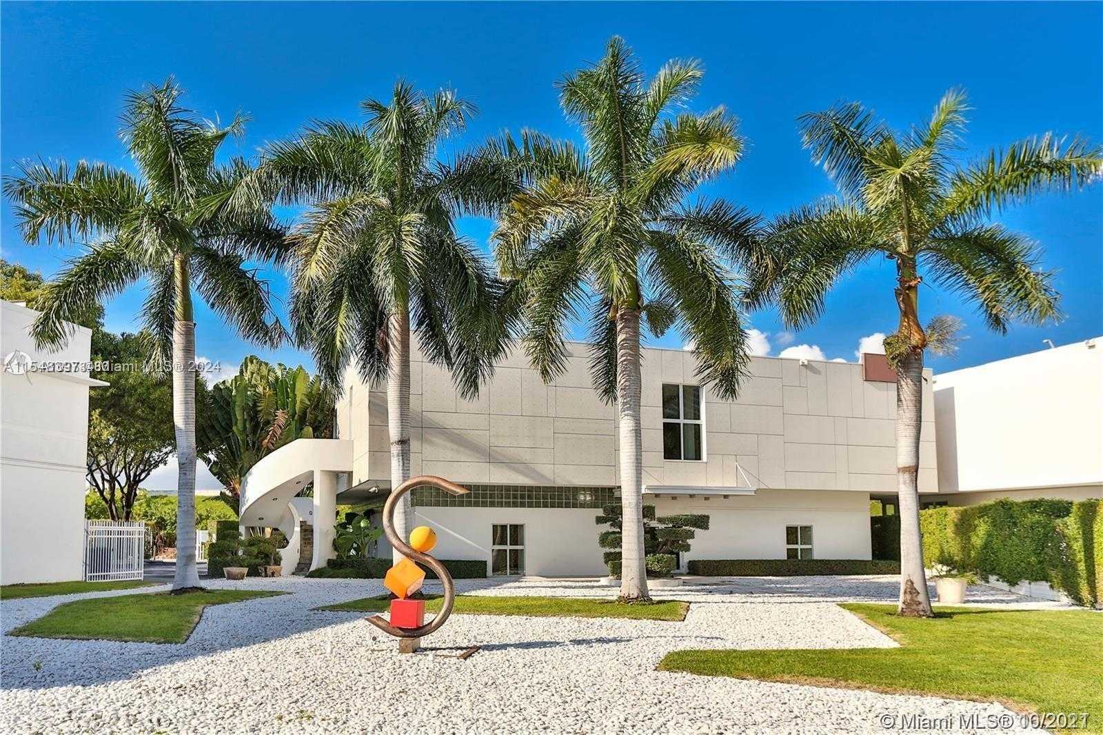 Small Image of 3621 NORTH EAST MIAMI CT, Miami Number 8
