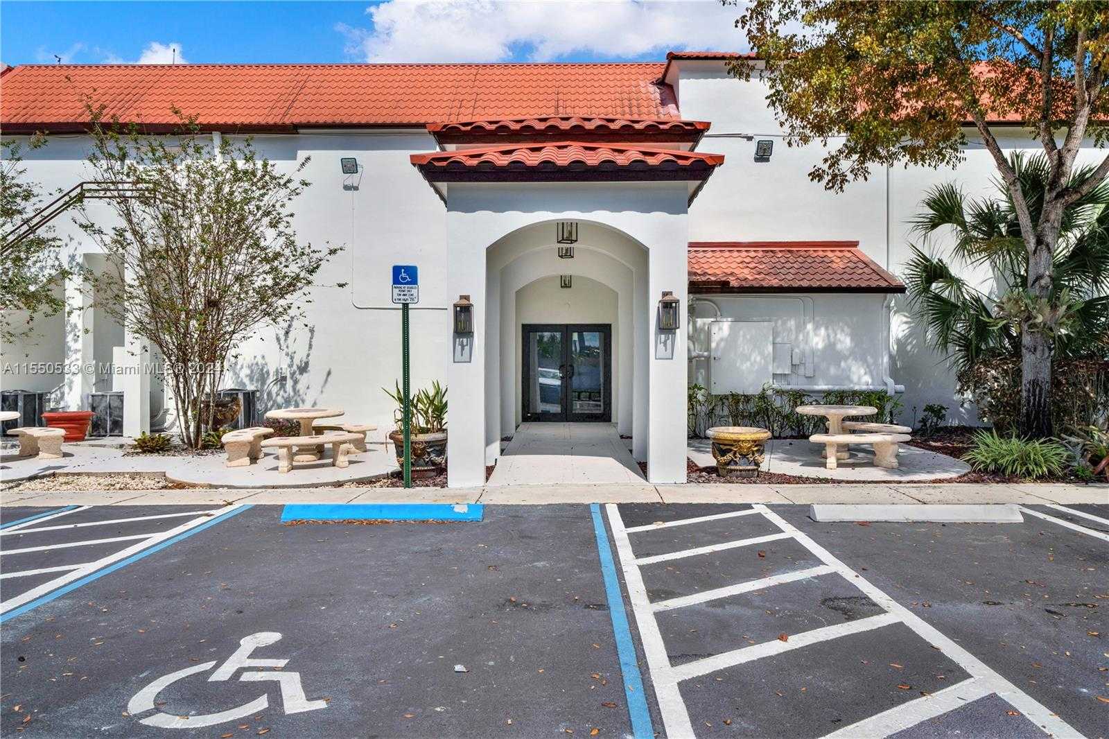 Small Image of 143 NORTH FLAGLER AVE, Homestead Number 3