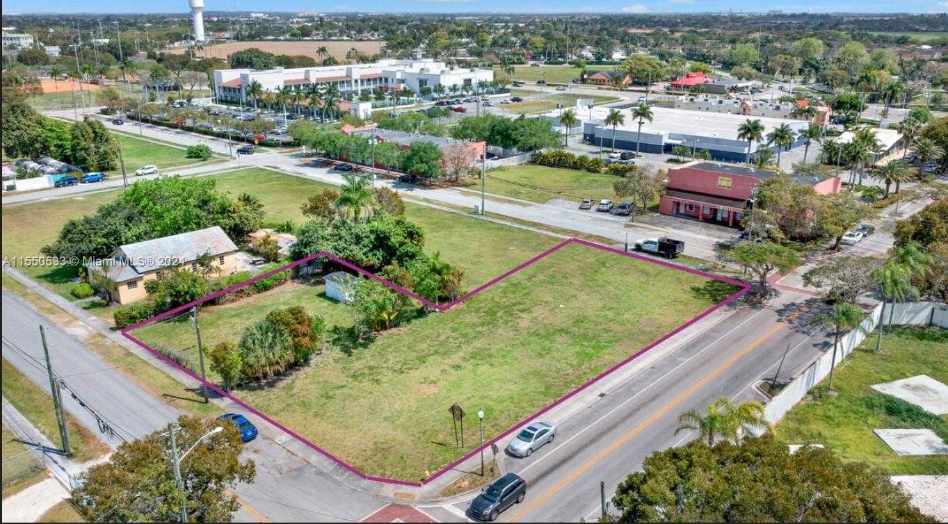 Small Image of 143 NORTH FLAGLER AVE, Homestead Number 5