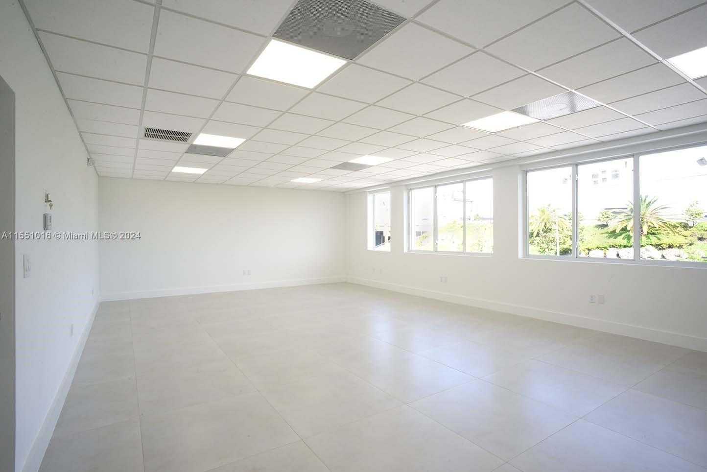 Small Image of 7744 NORTH WEST 6TH CT, Miami Number 12