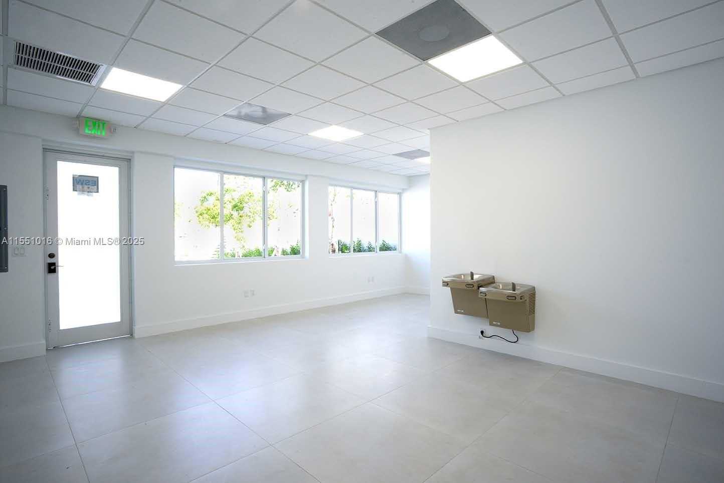 Small Image of 7744 NORTH WEST 6TH CT, Miami Number 4
