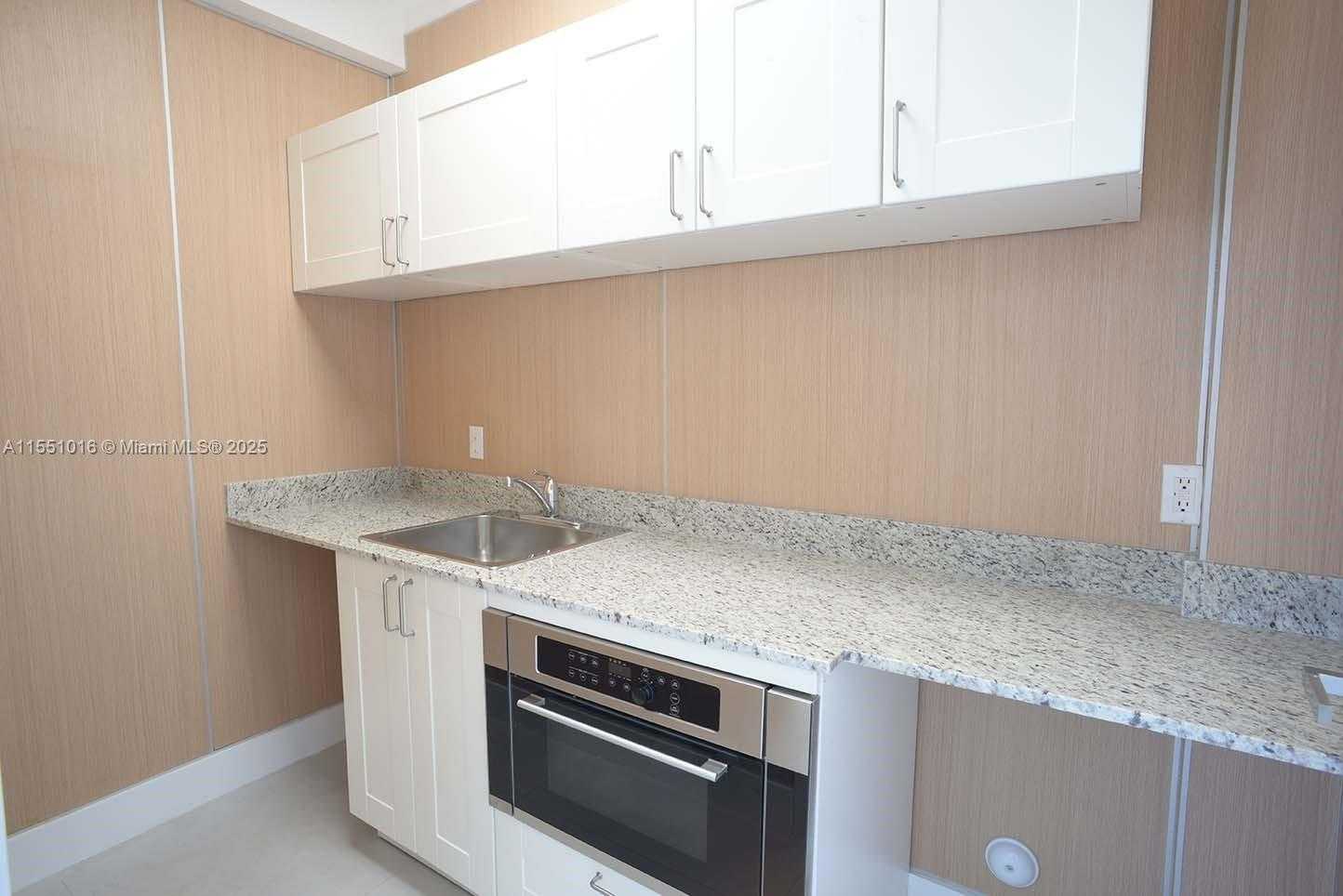 Small Image of 7744 NORTH WEST 6TH CT, Miami Number 8