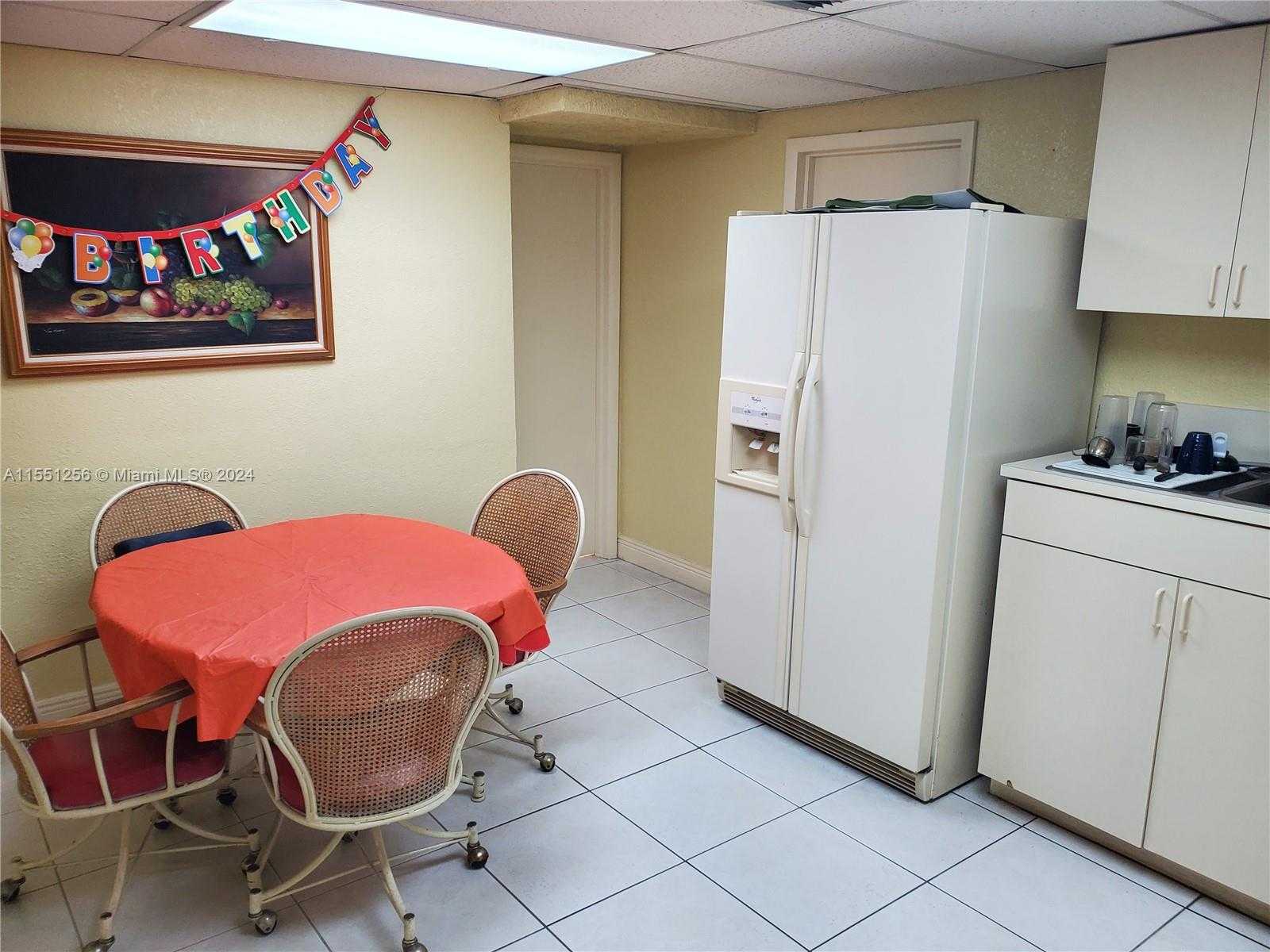 Small Image of 3061 NORTH WEST 7TH ST #2nd floor, Miami Number 10
