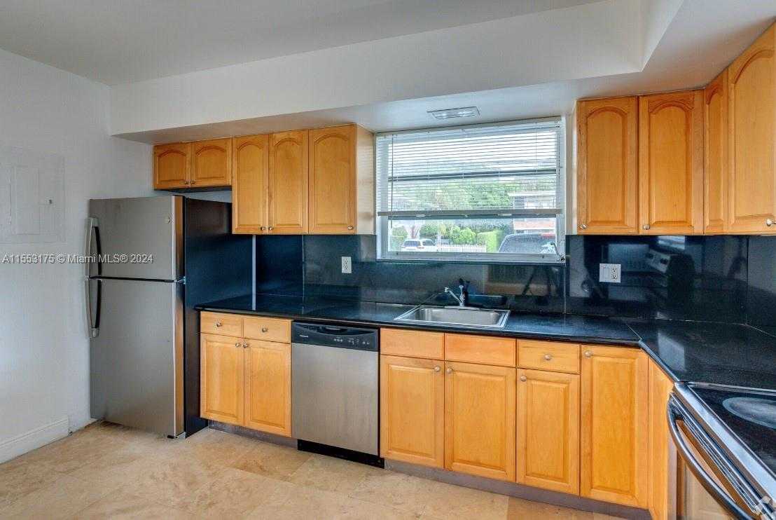 Small Image of 1316 NORTH EAST 105TH ST, Miami Shores Number 10