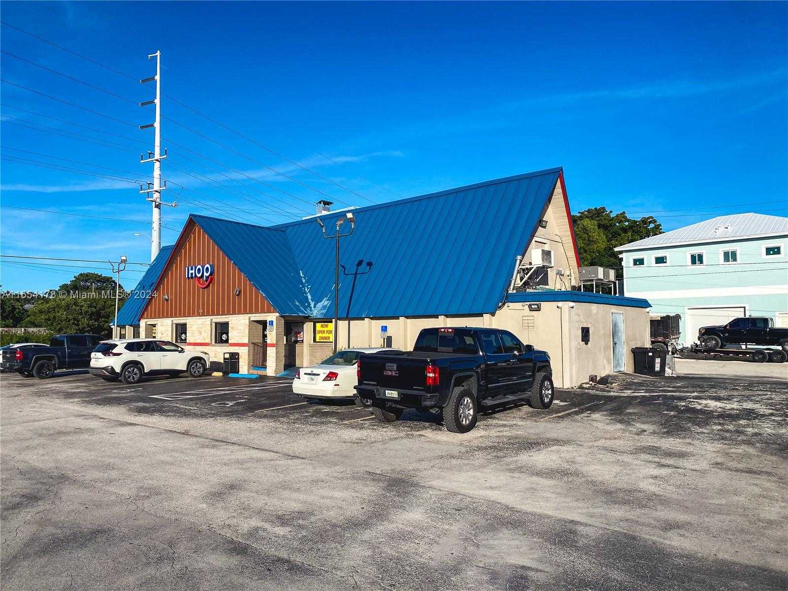 Small Image of 6495 Overseas Hwy, Marathon, FL 33050, USA Number 3