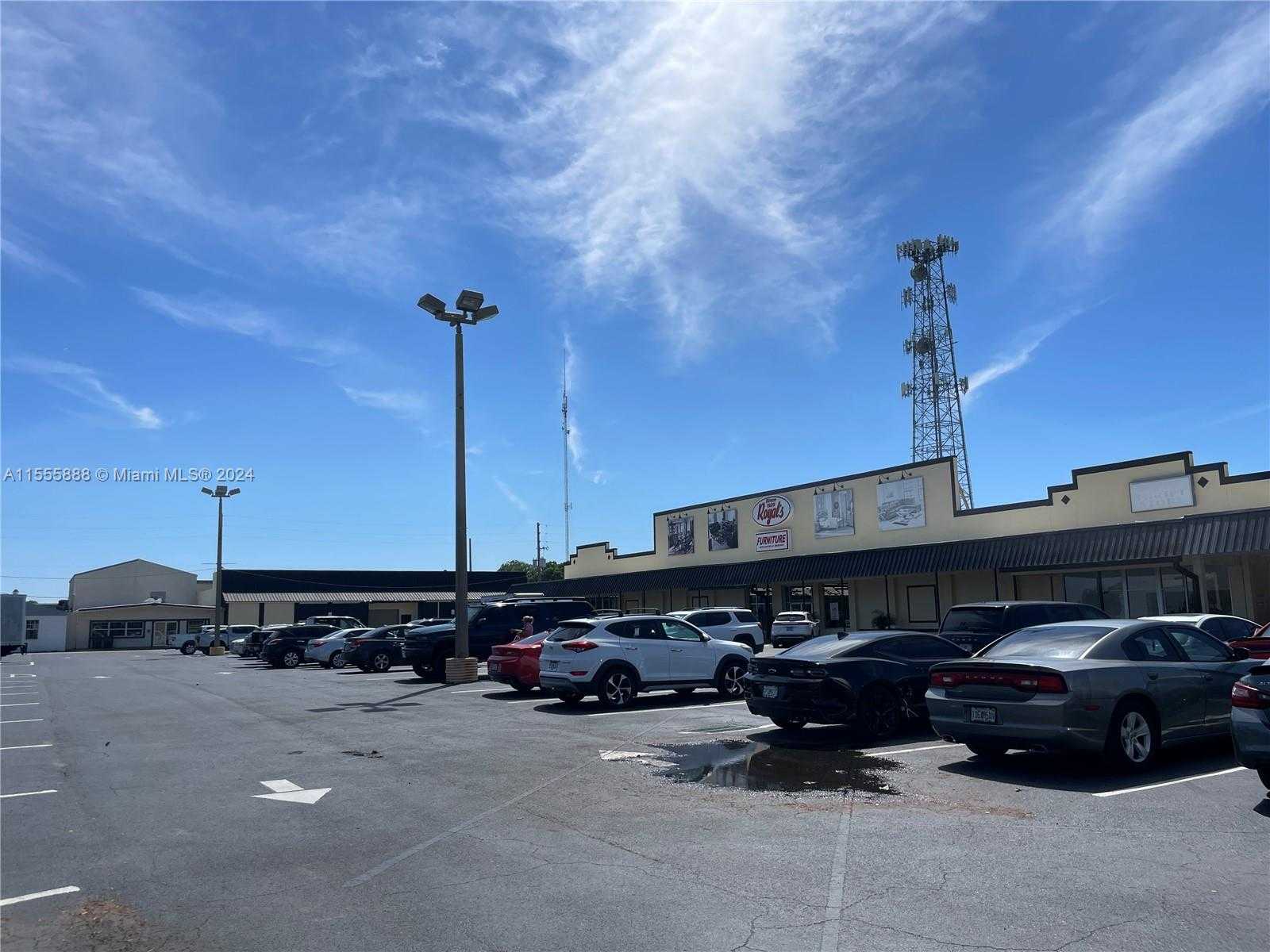 Small Image of 225 EAST VENTURA AVE, Clewiston Number 15