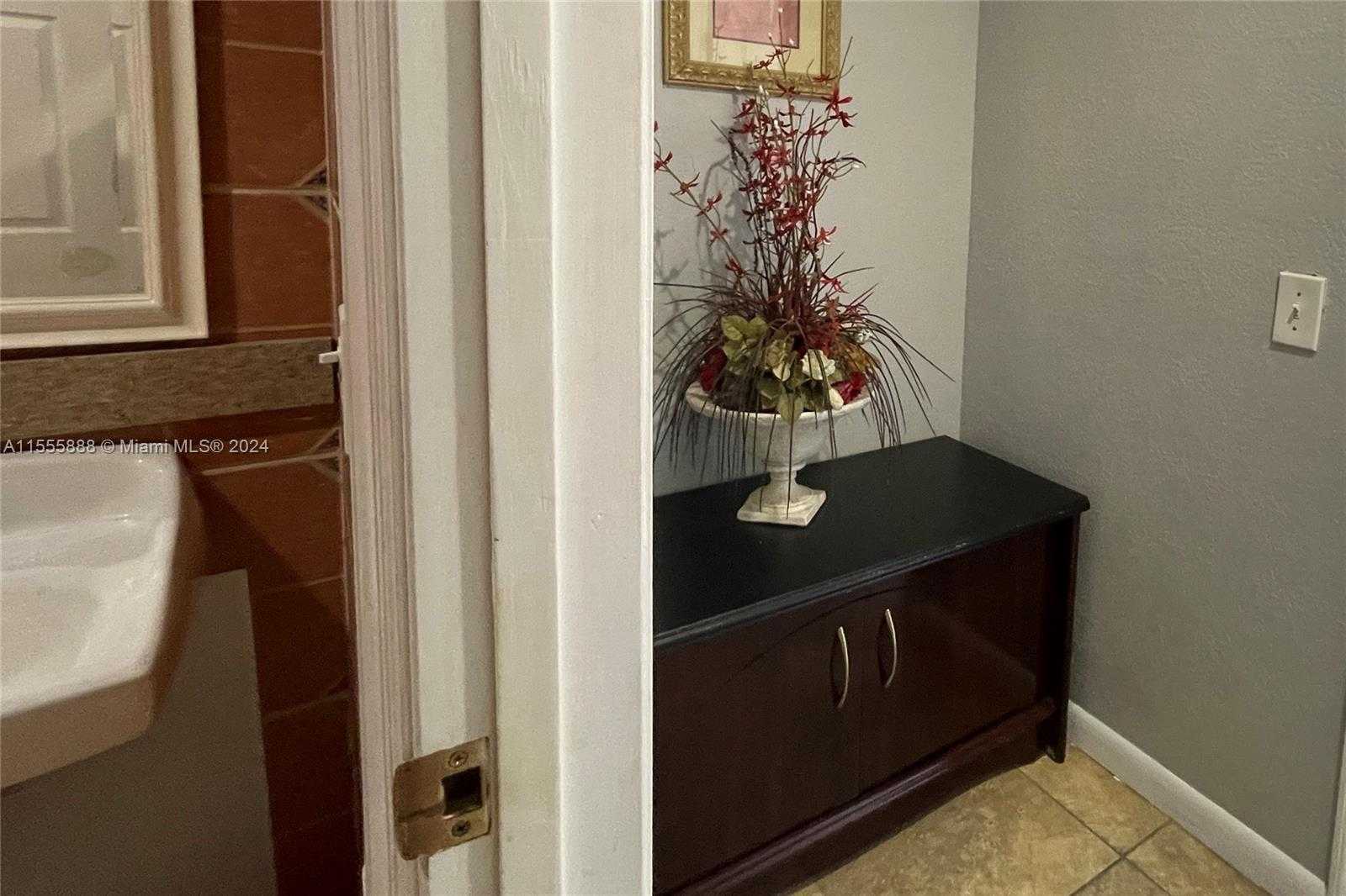 Small Image of 225 EAST VENTURA AVE, Clewiston Number 36