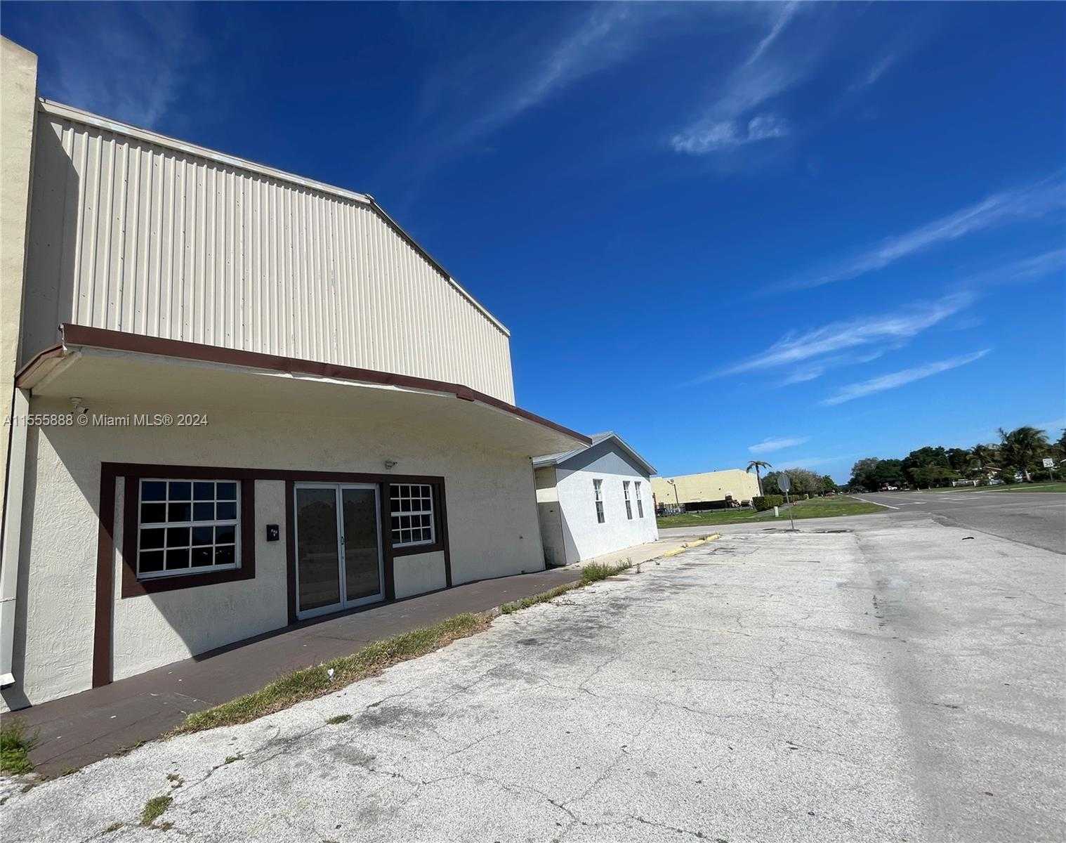 Small Image of 225 EAST VENTURA AVE, Clewiston Number 50