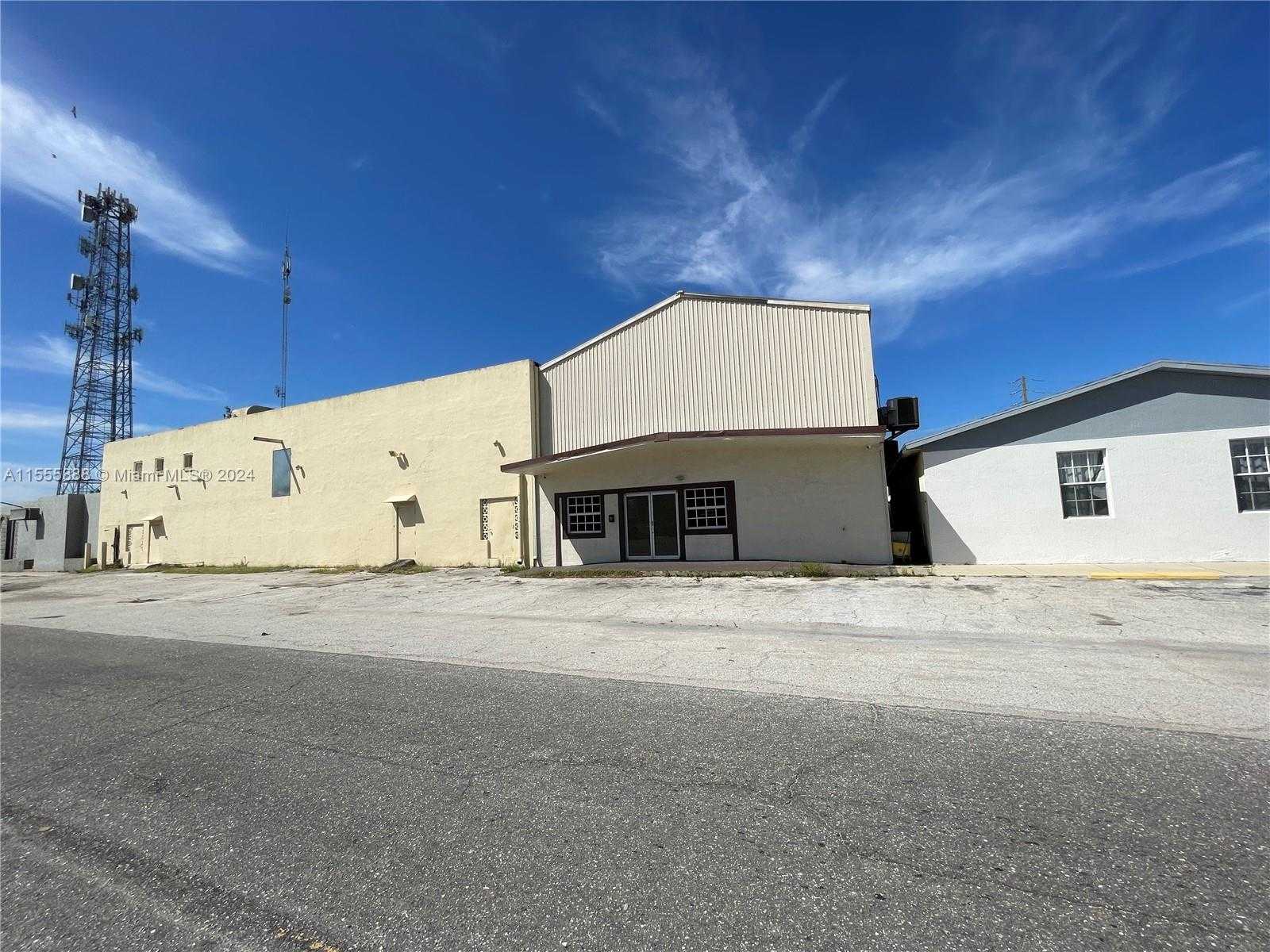 Small Image of 225 EAST VENTURA AVE, Clewiston Number 53