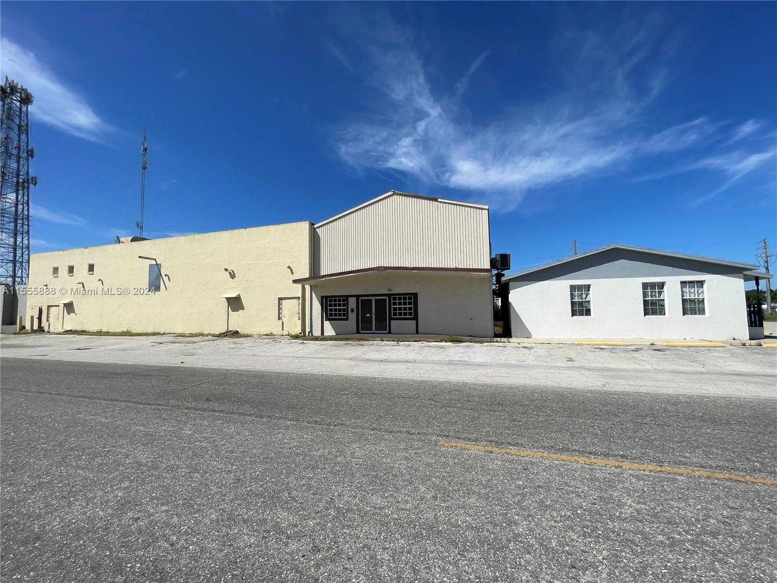Small Image of 225 EAST VENTURA AVE, Clewiston Number 56