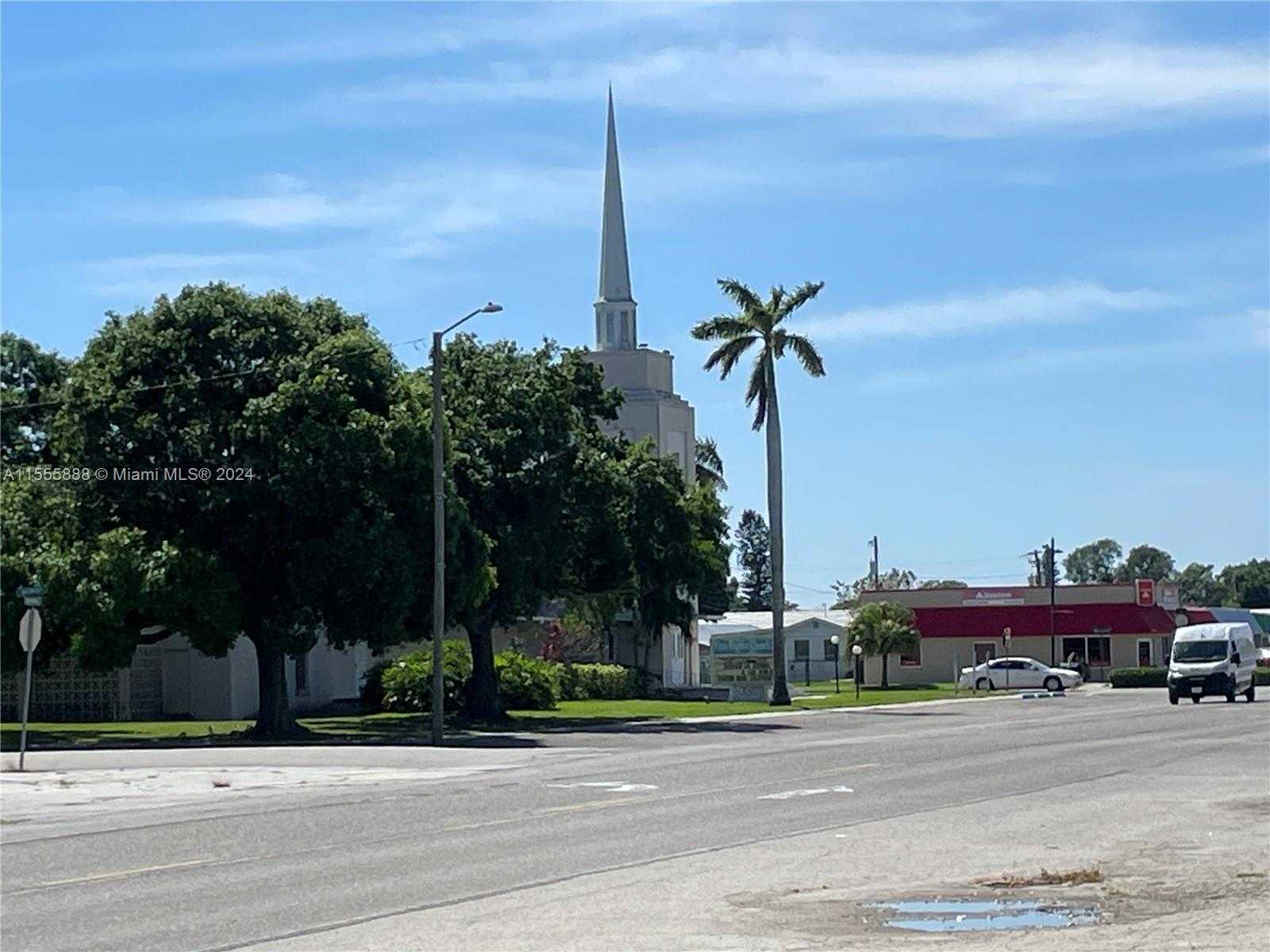 Small Image of 225 EAST VENTURA AVE, Clewiston Number 59