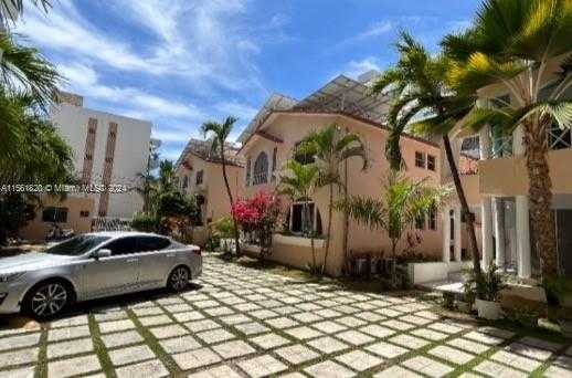 Small Image of 2 VILLAS PRINCESAS, Out of City Number 7