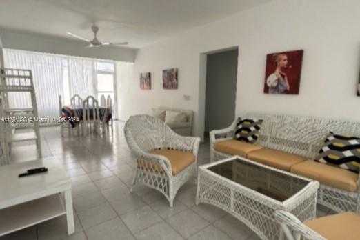 Small Image of 2 VILLAS PRINCESAS, Out of City Number 9