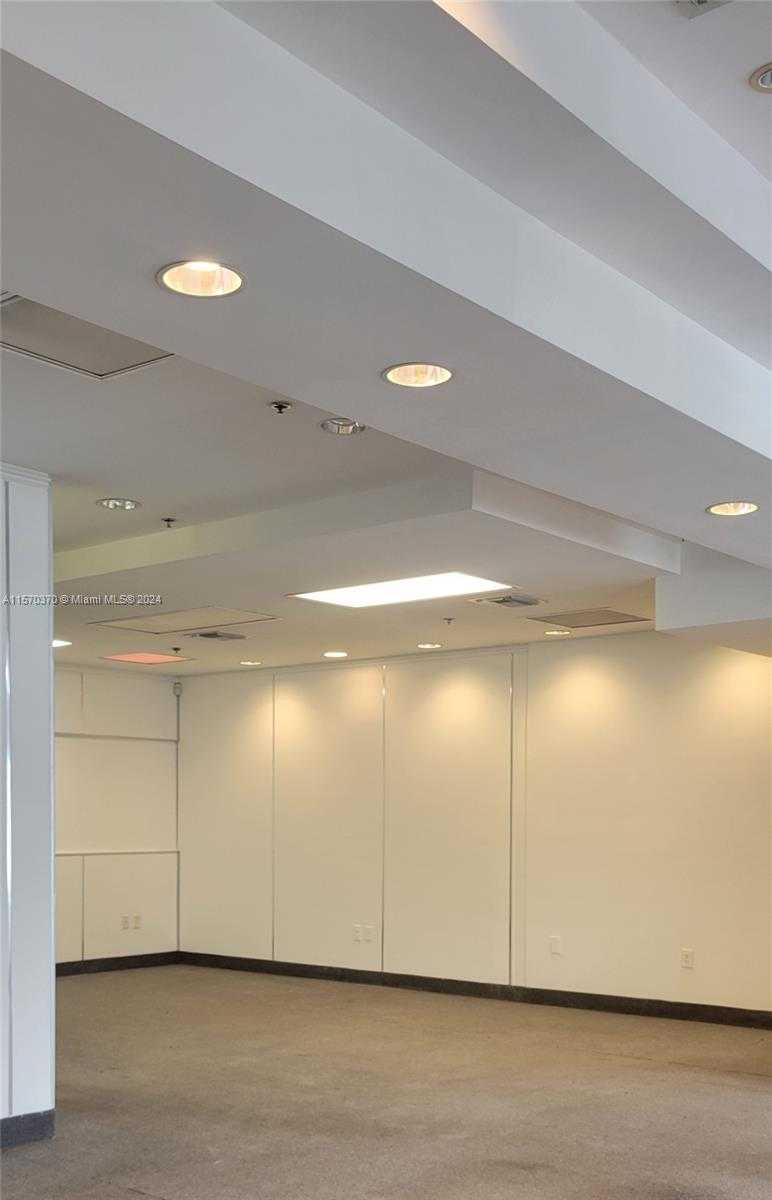 Small Image of 2600 #30, Doral Number 4