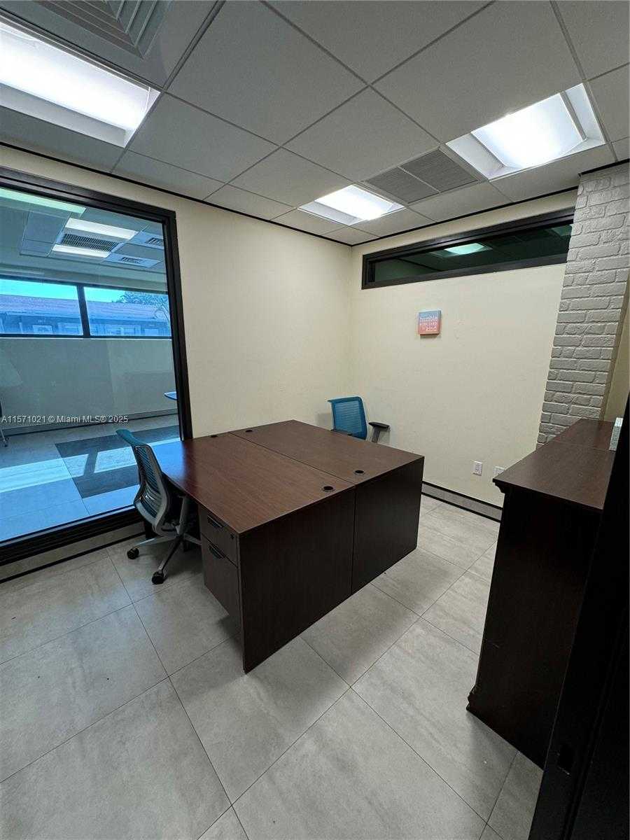 Small Image of 2216 NORTH 20TH AVE, Hollywood Number 10