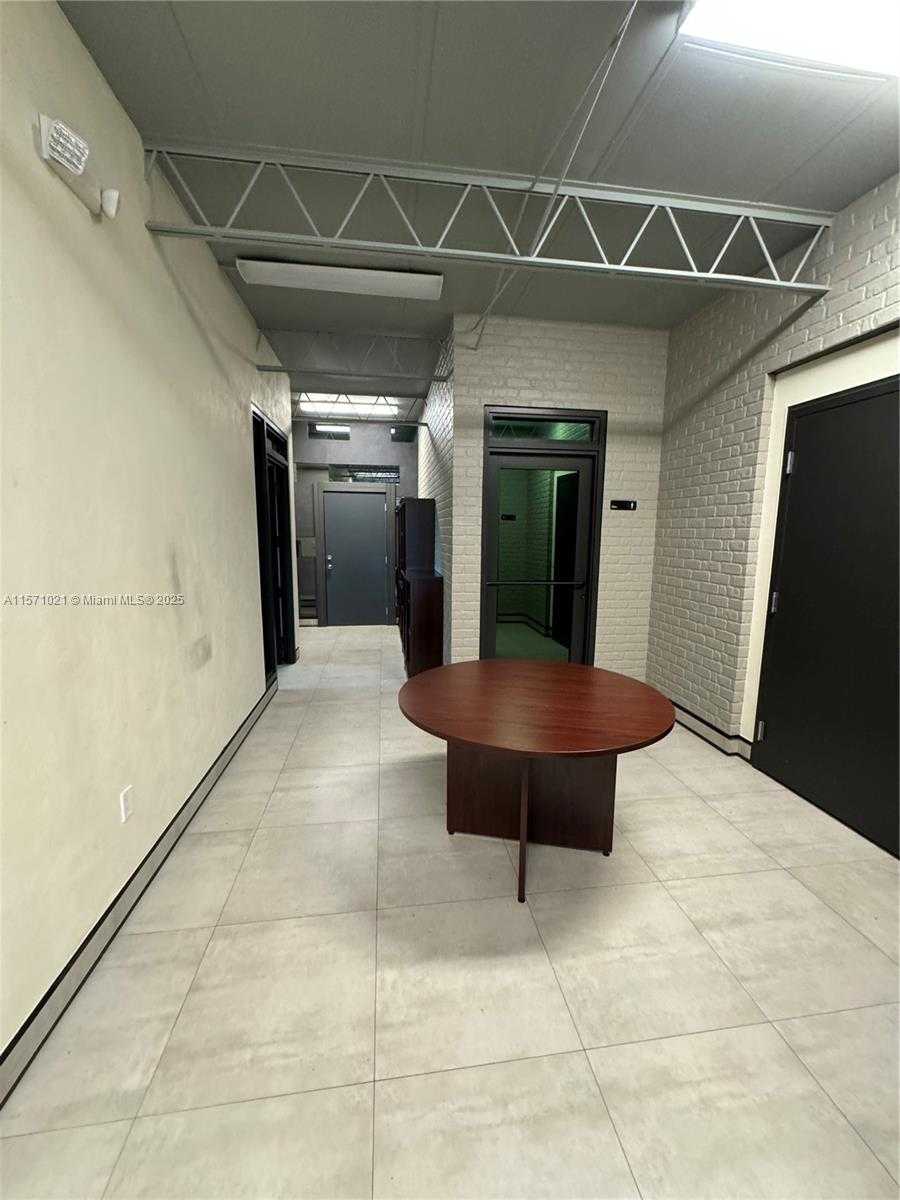 Small Image of 2216 NORTH 20TH AVE, Hollywood Number 11