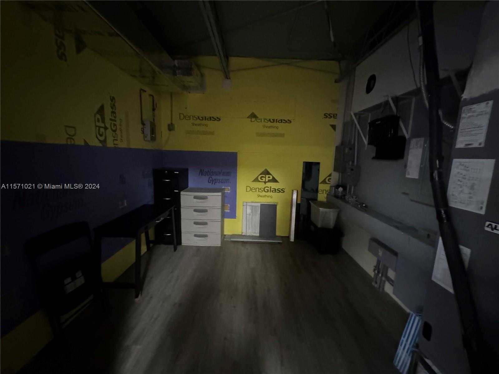 Small Image of 2216 NORTH 20TH AVE, Hollywood Number 15