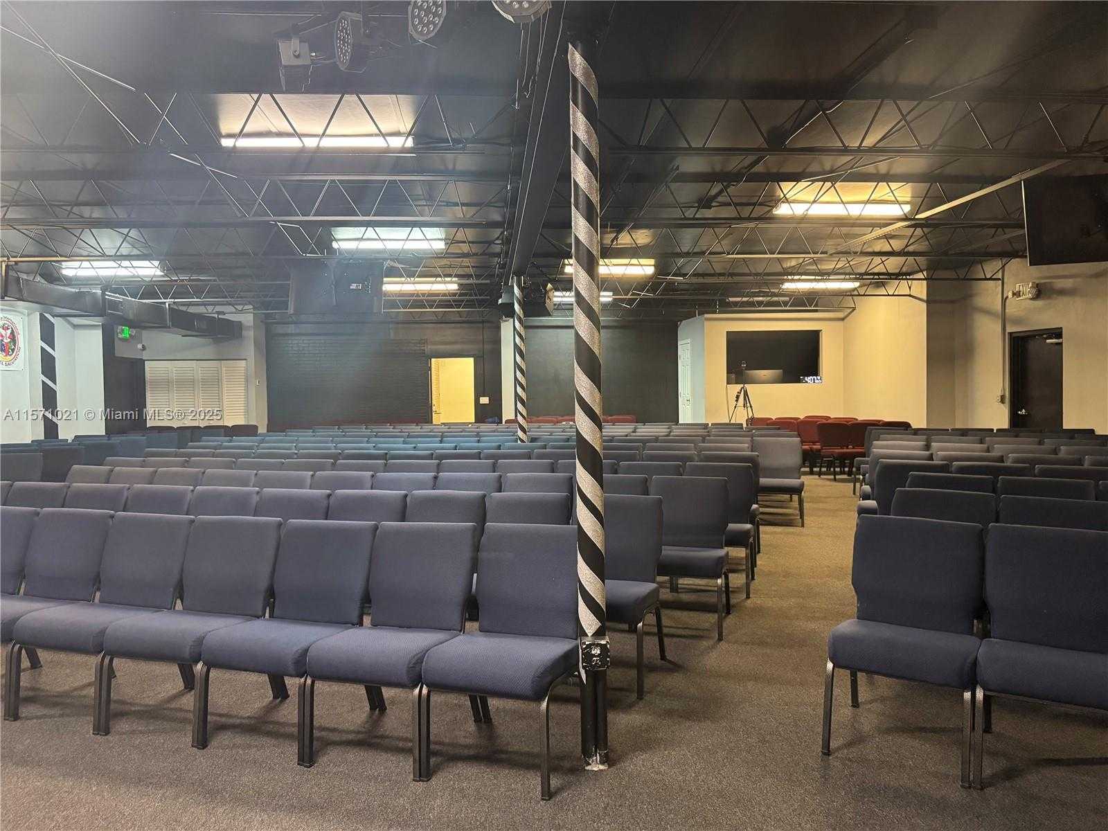 Small Image of 2216 NORTH 20TH AVE, Hollywood Number 5