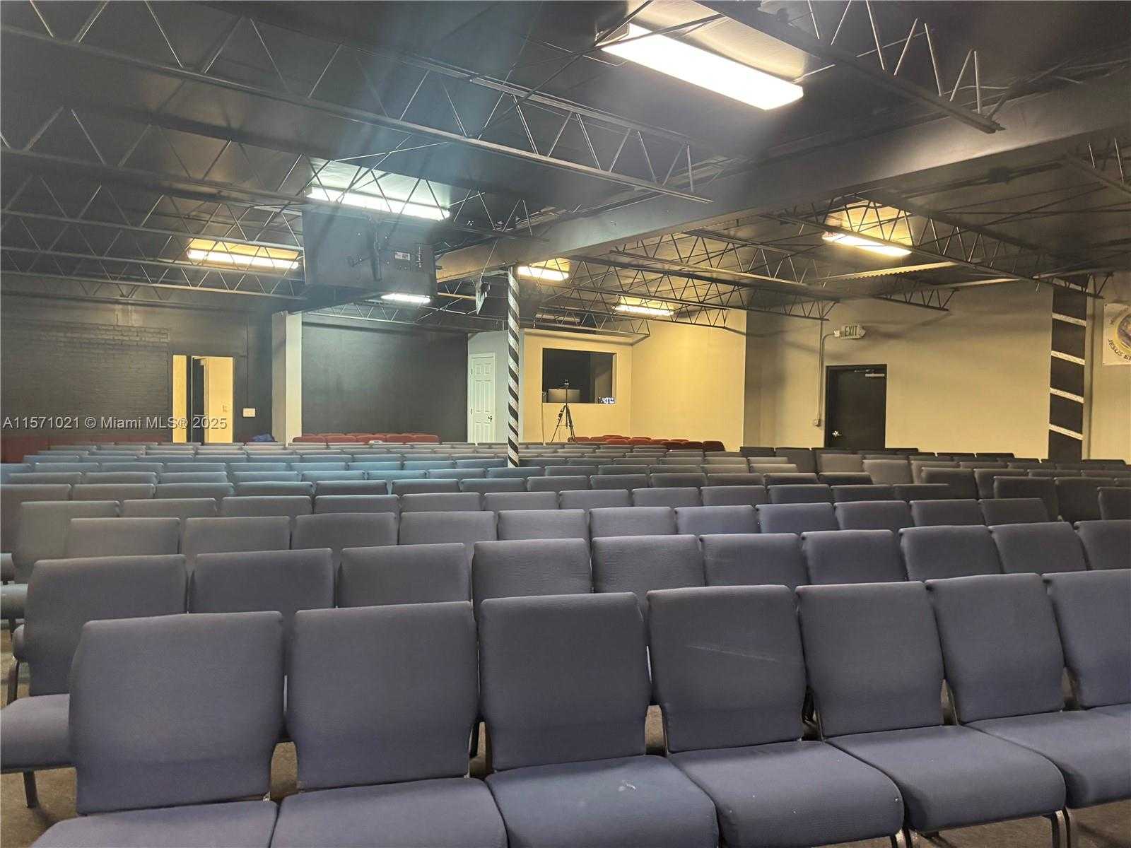 Small Image of 2216 NORTH 20TH AVE, Hollywood Number 6