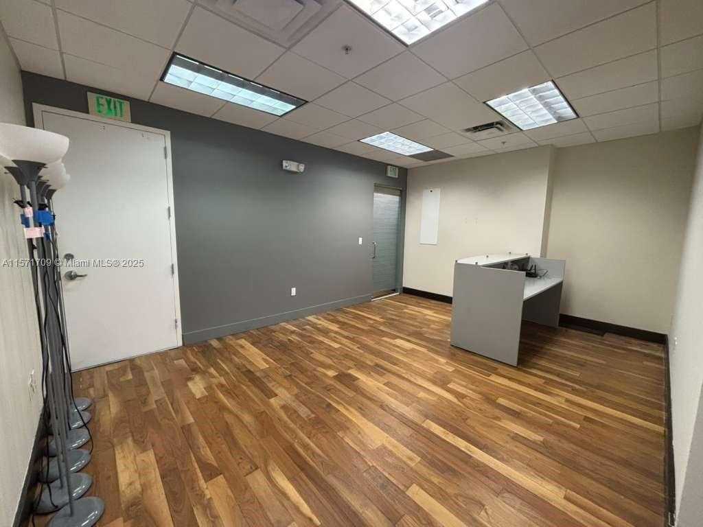 Small Image of 175 SOUTH WEST 7TH ST #1512 & 1511, Miami Number 6
