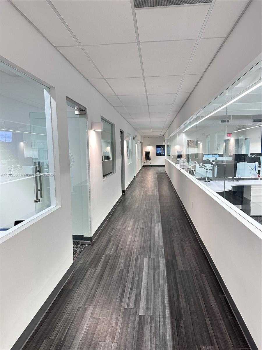 Small Image of 14261 COMMERCE WAY #100, Miami Lakes Number 11