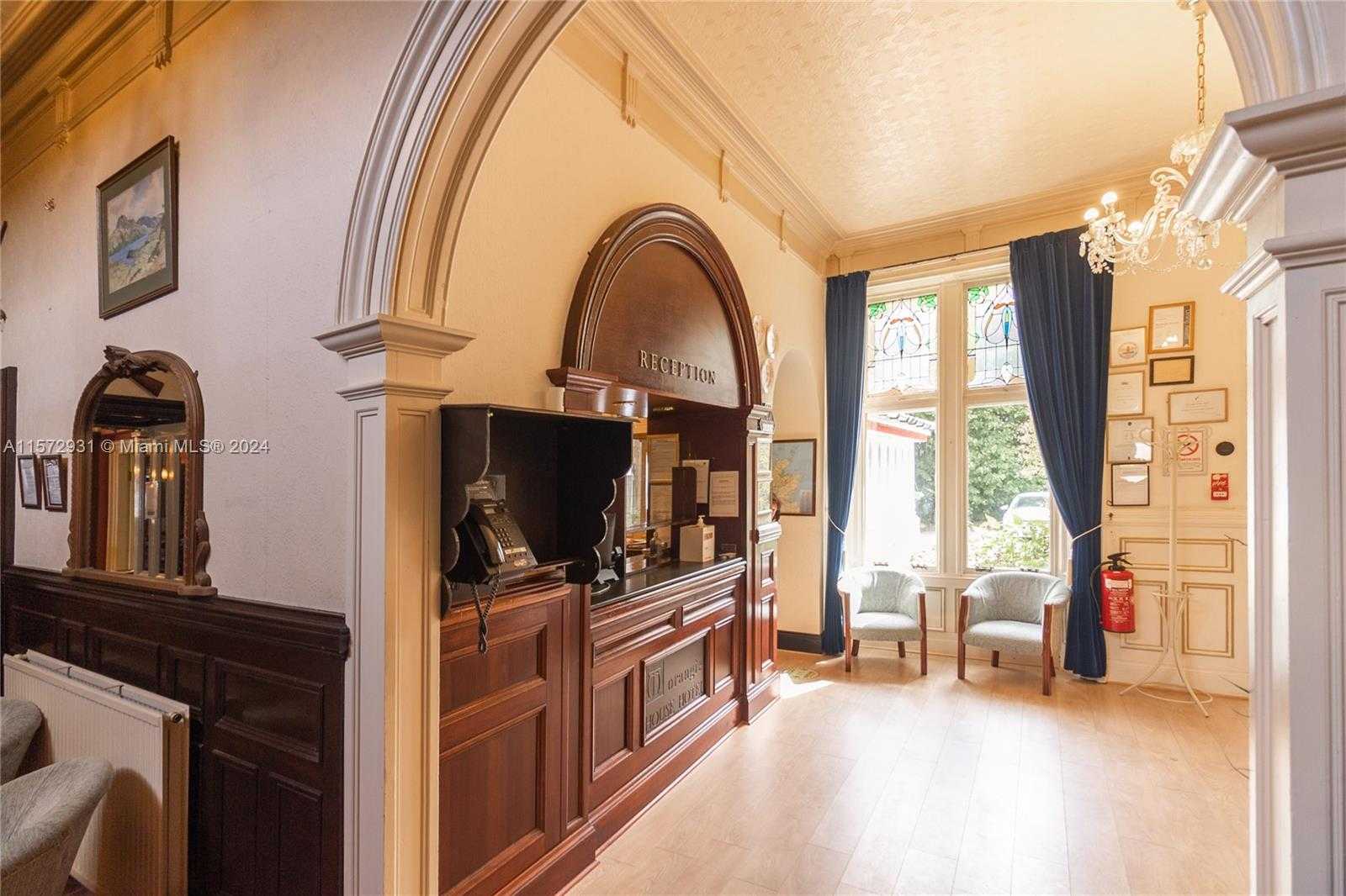 Small Image of 1PY TAIN, HIGHLAND SCOTLAND, Out of City Number 18