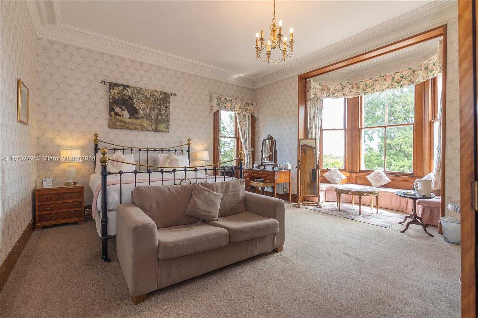 Small Image of TAIN IV 191PS TAIN, HIGHLAND SCOTLAND, Out of City Number 32