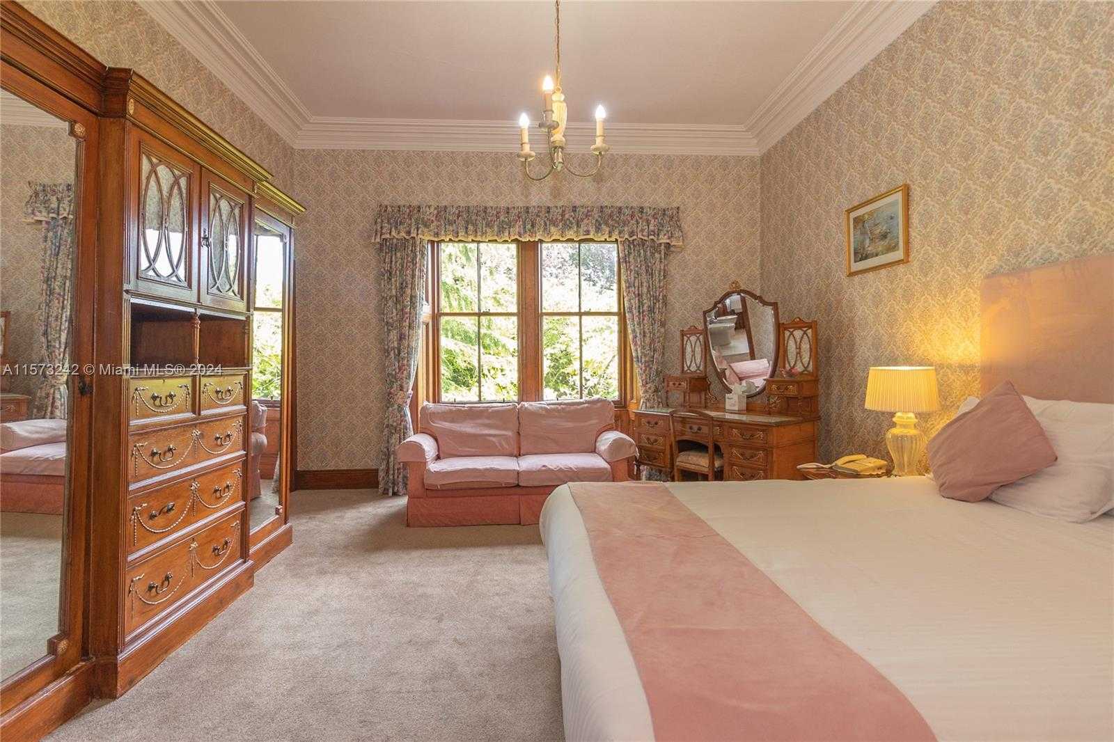 Small Image of TAIN IV 191PS TAIN, HIGHLAND SCOTLAND, Out of City Number 34