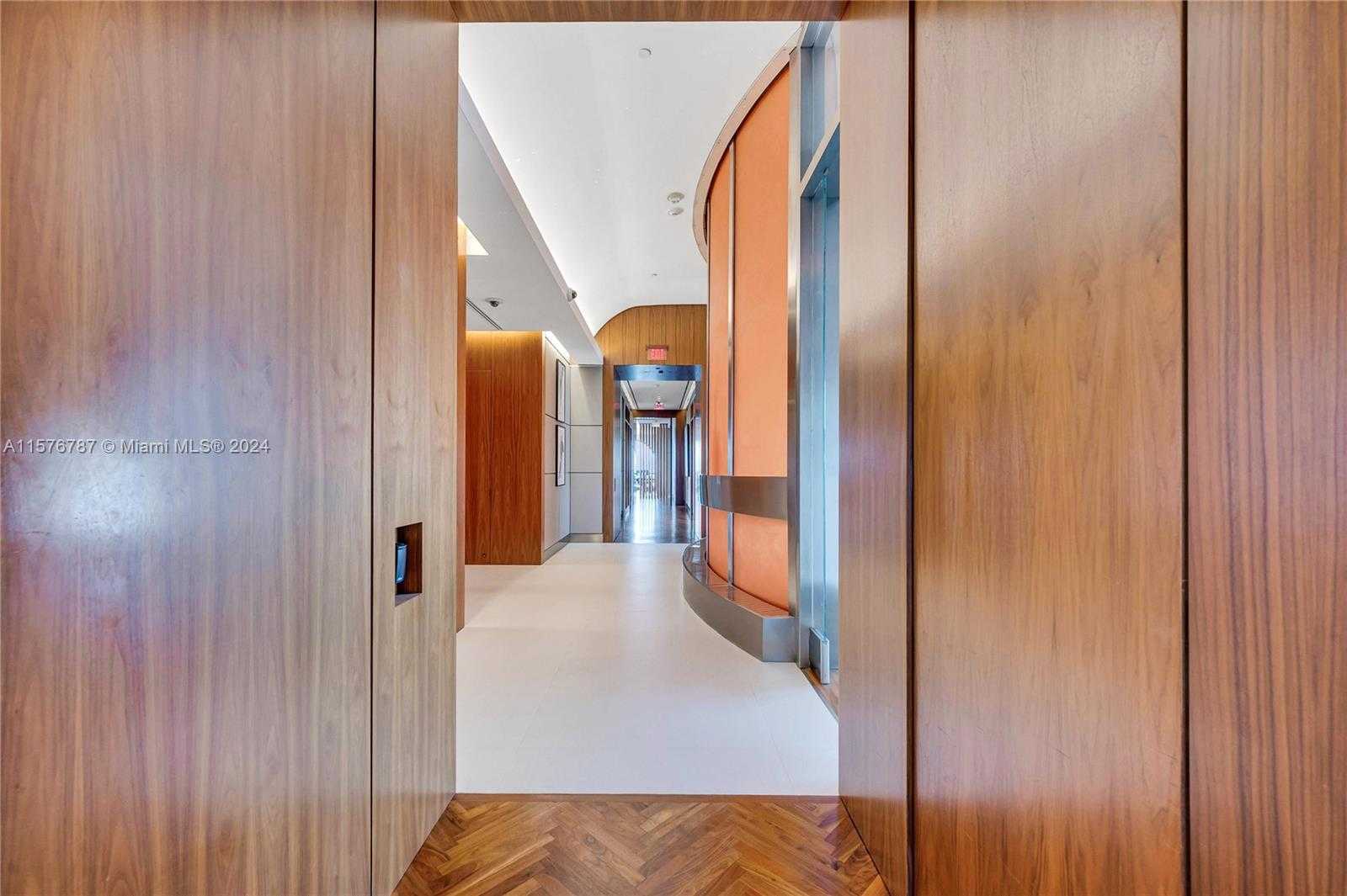 Small Image of 2020 PONCE DE LEON BLVD #PH-A1, Coral Gables Number 12