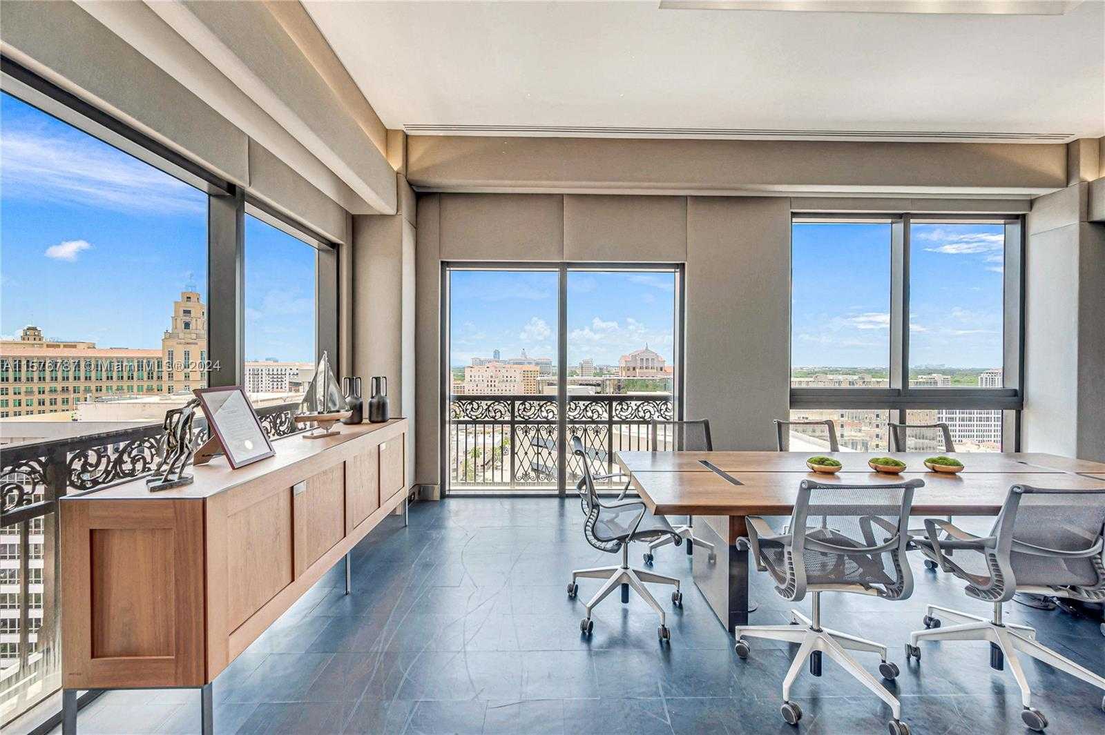 Small Image of 2020 PONCE DE LEON BLVD #PH-A1, Coral Gables Number 18