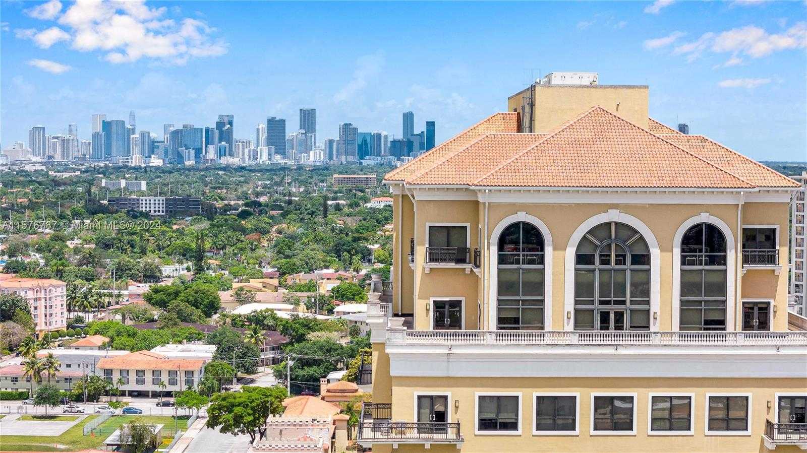 Small Image of 2020 PONCE DE LEON BLVD #PH-A1, Coral Gables Number 3