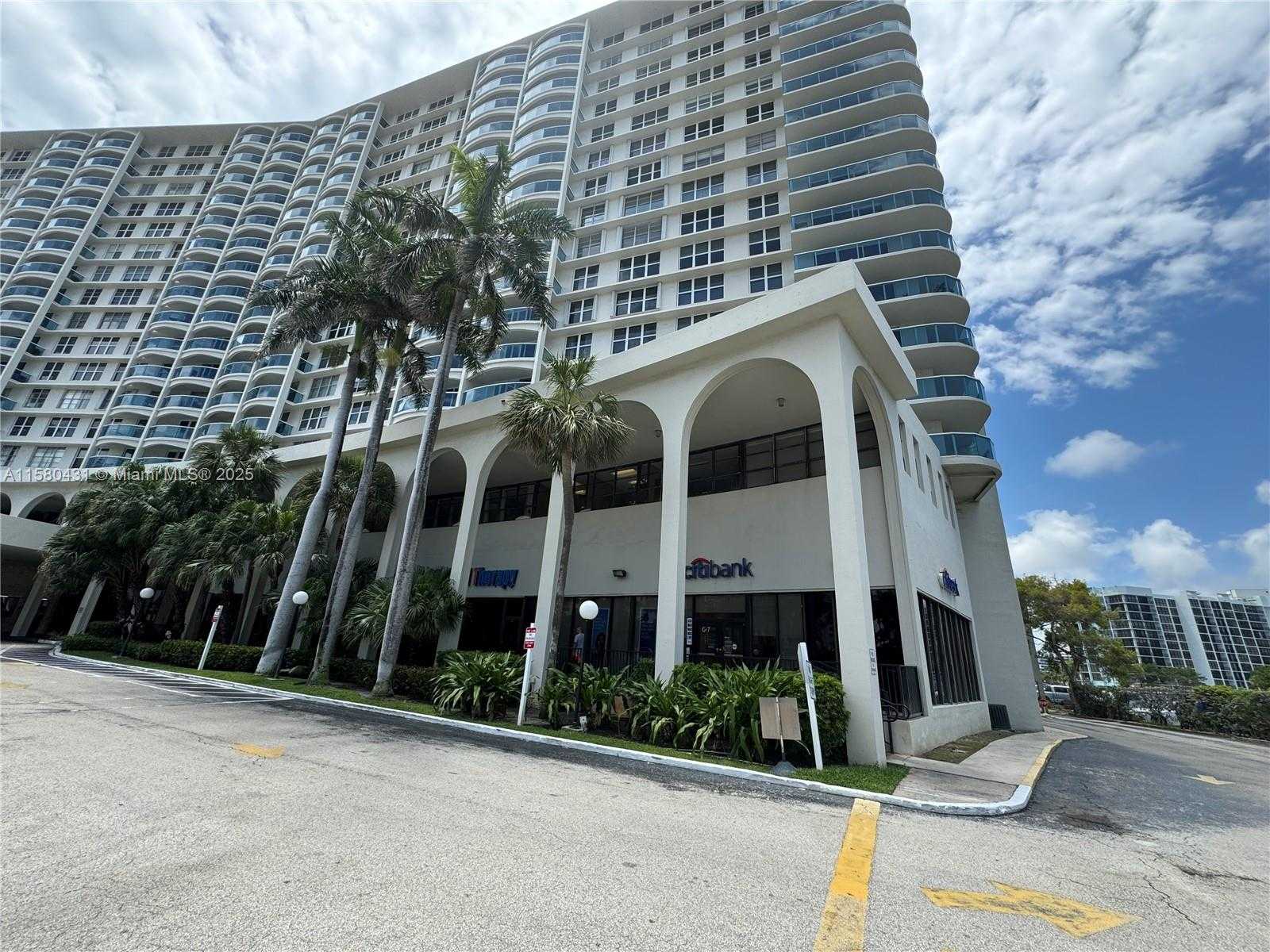 Small Image of 3800 SOUTH OCEAN DR #238, Hollywood Number 24