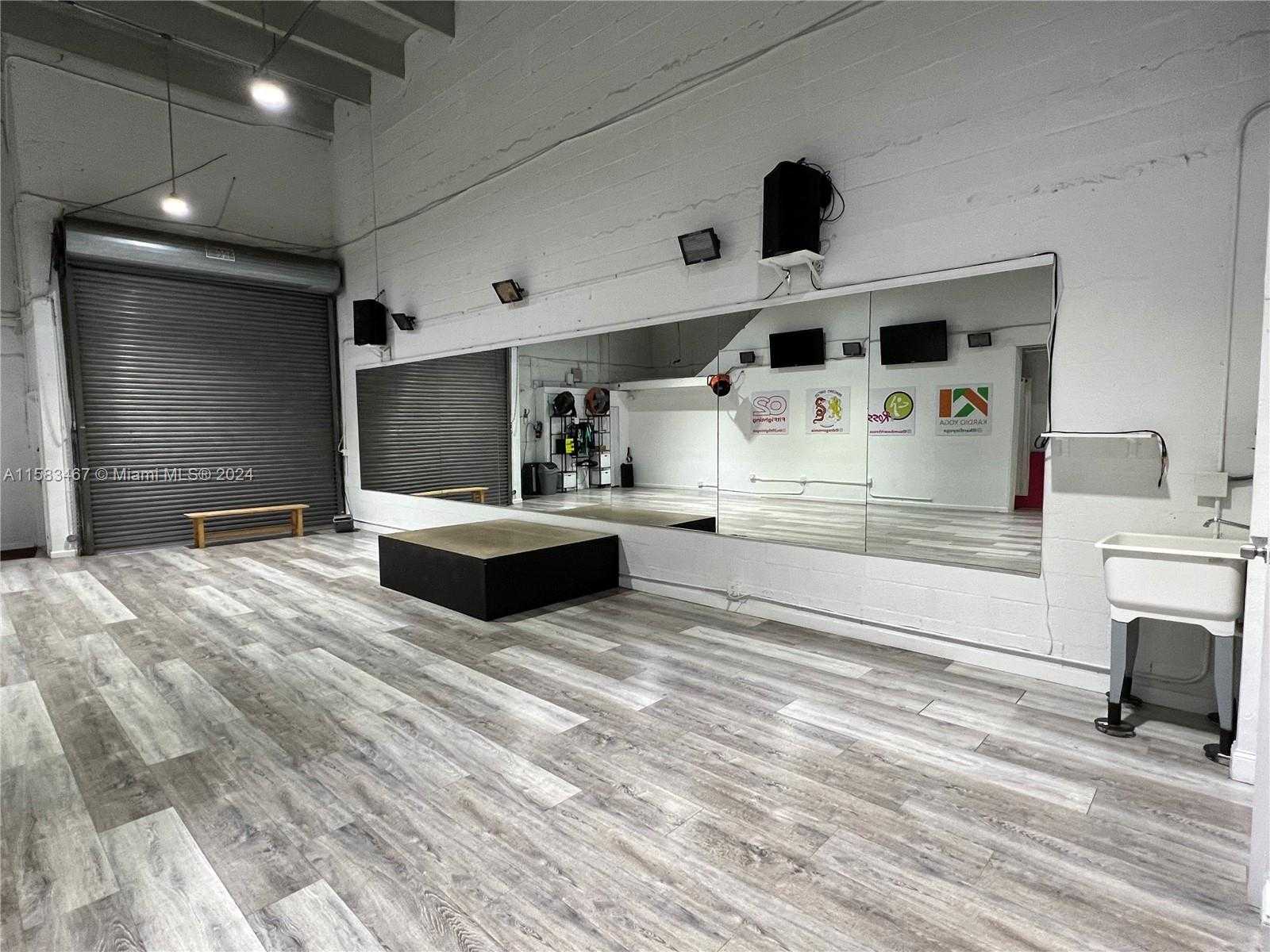 Small Image of 1 WELLNESS STUDIO IN DORAL, Doral Number 2
