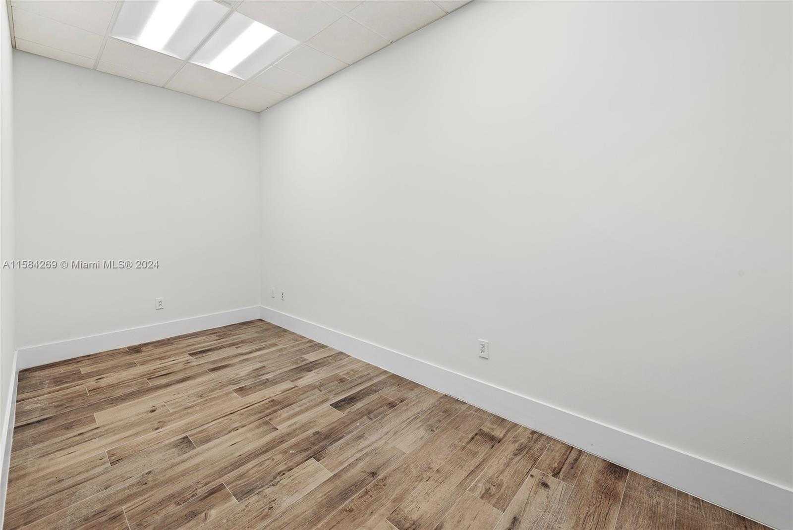 Small Image of 1930 NORTH 30TH ROAD #Suite 5, Hollywood Number 7