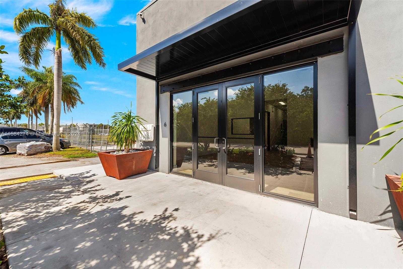 Small Image of 1930 NORTH 30TH ROAD #Suite 6, Hollywood Number 2