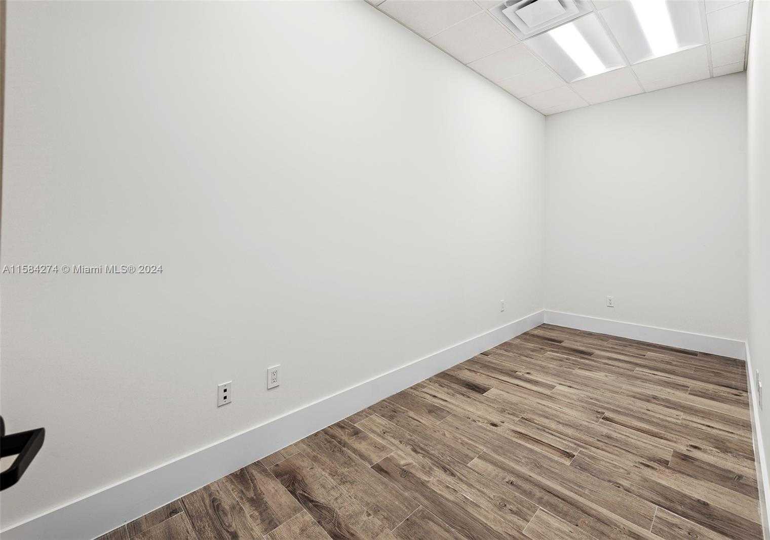 Small Image of 1930 NORTH 30TH ROAD #Suite 6, Hollywood Number 5