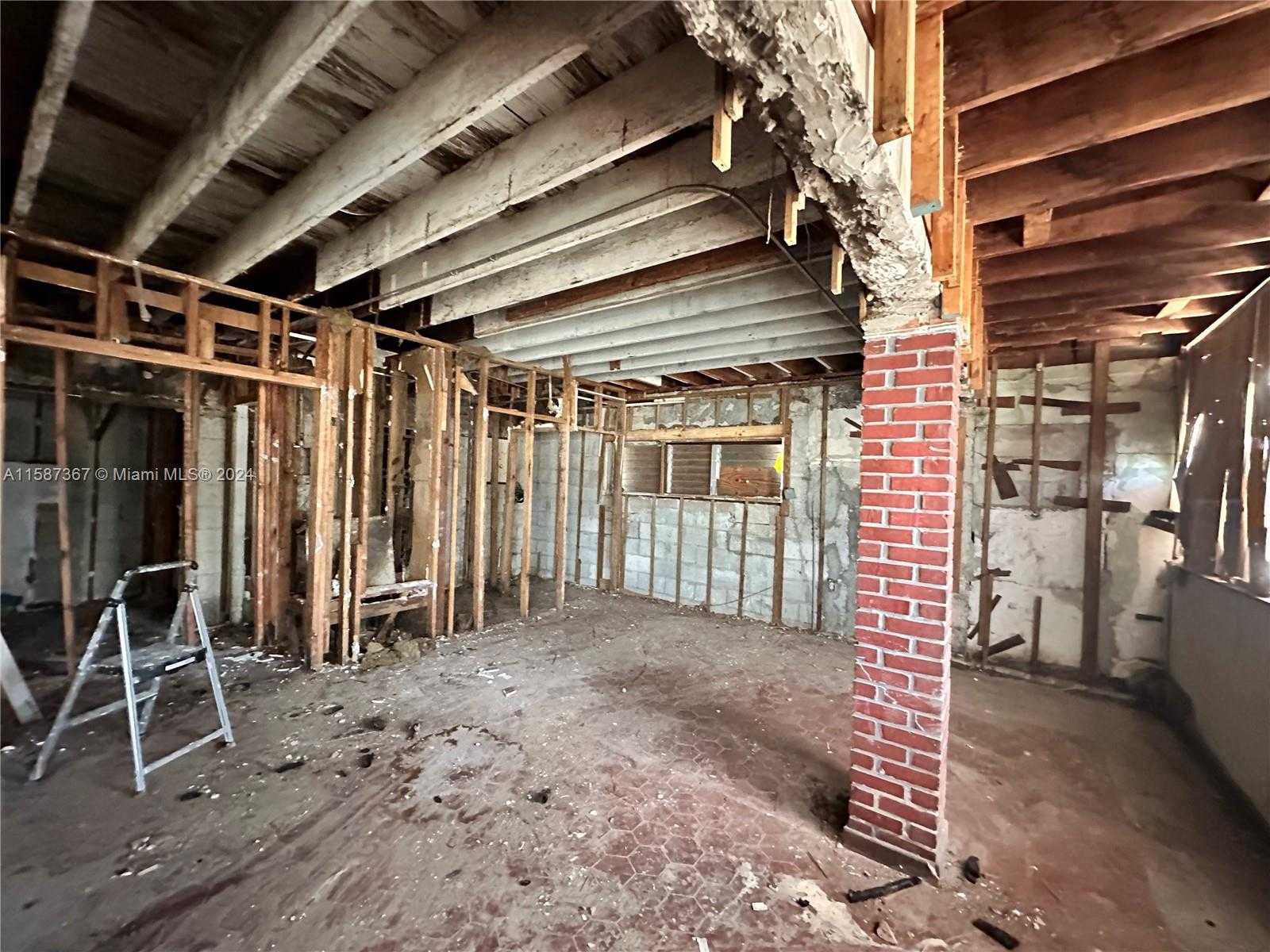 Small Image of 1301 NORTH FEDERAL HWY, Hollywood Number 5