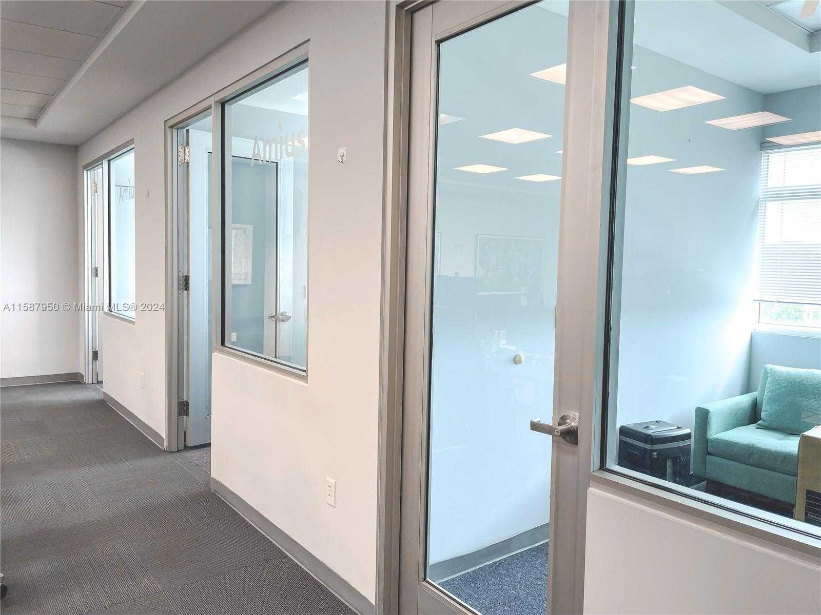 Small Image of 7301 #535, South Miami Number 6