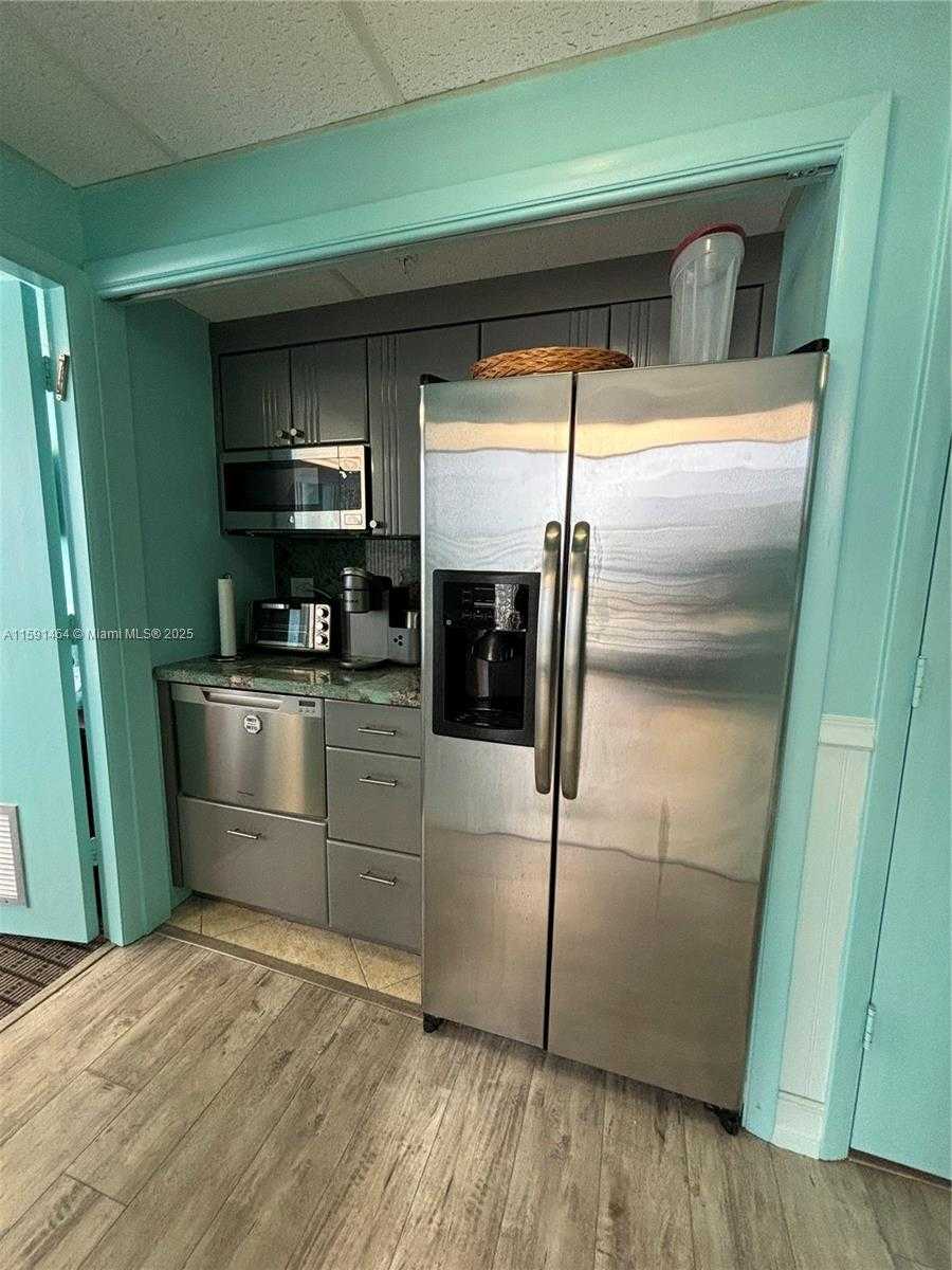Small Image of 1720 HARRISON ST #8C, Hollywood Number 11