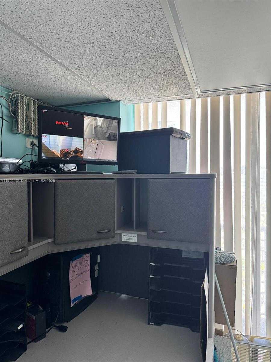 Small Image of 1720 HARRISON ST #8C, Hollywood Number 16