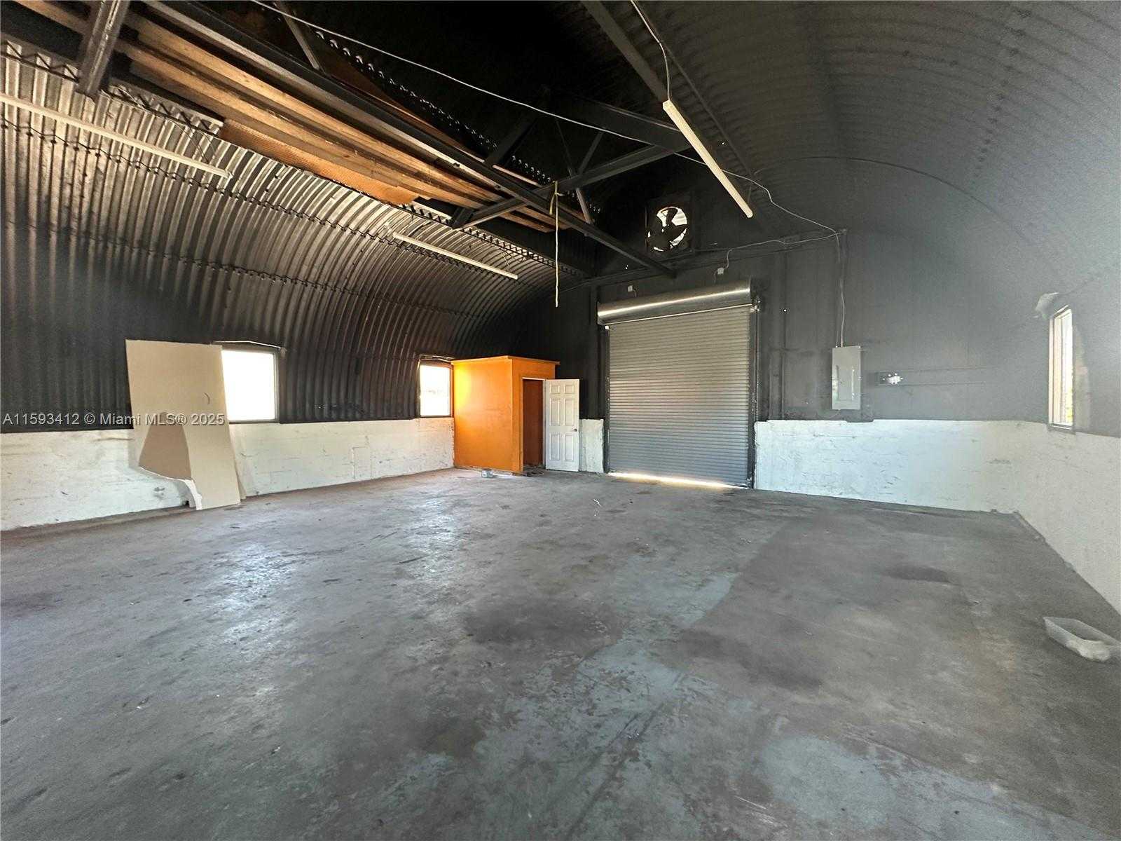 Small Image of 2012 NORTH DIXIE HWY, Hollywood Number 5