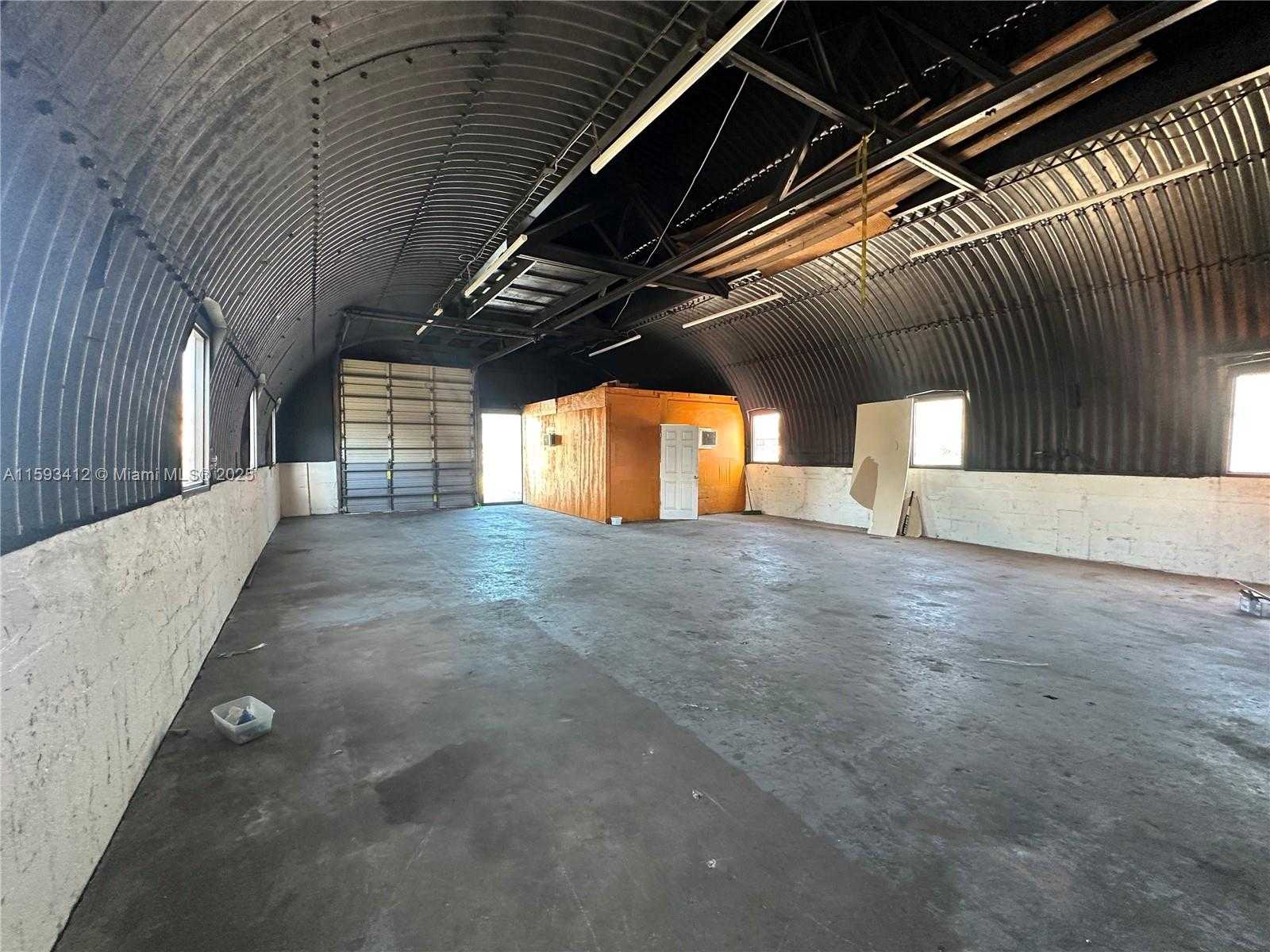 Small Image of 2012 NORTH DIXIE HWY, Hollywood Number 8