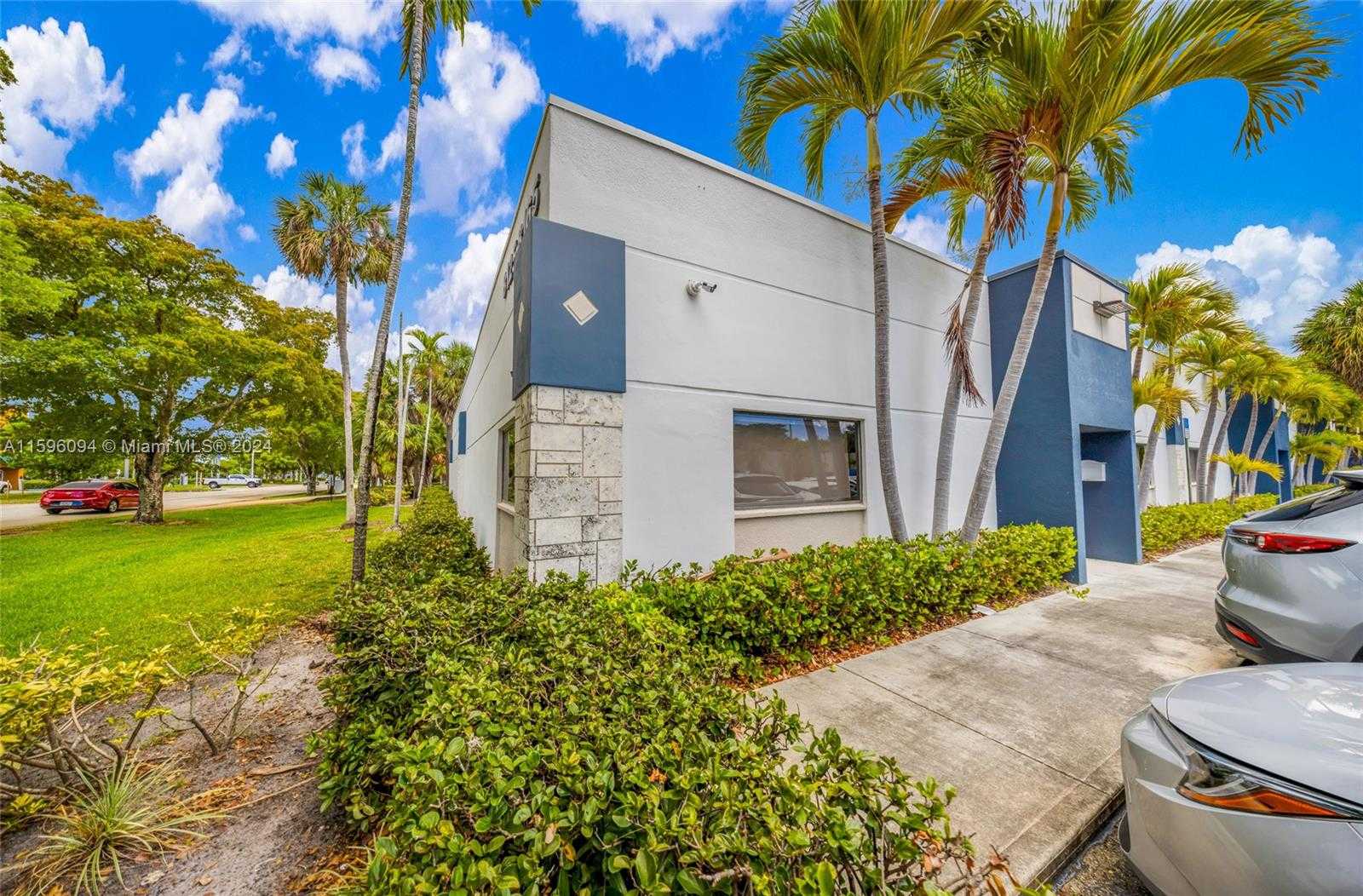 Small Image of 8125 NORTH WEST 33RD ST #8125, Doral Number 8