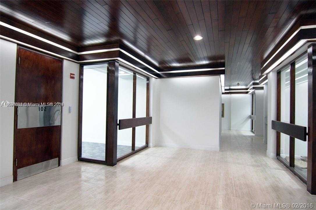 Small Image of 13499 BISCAYNE BLVD #CU105, North Miami Number 3