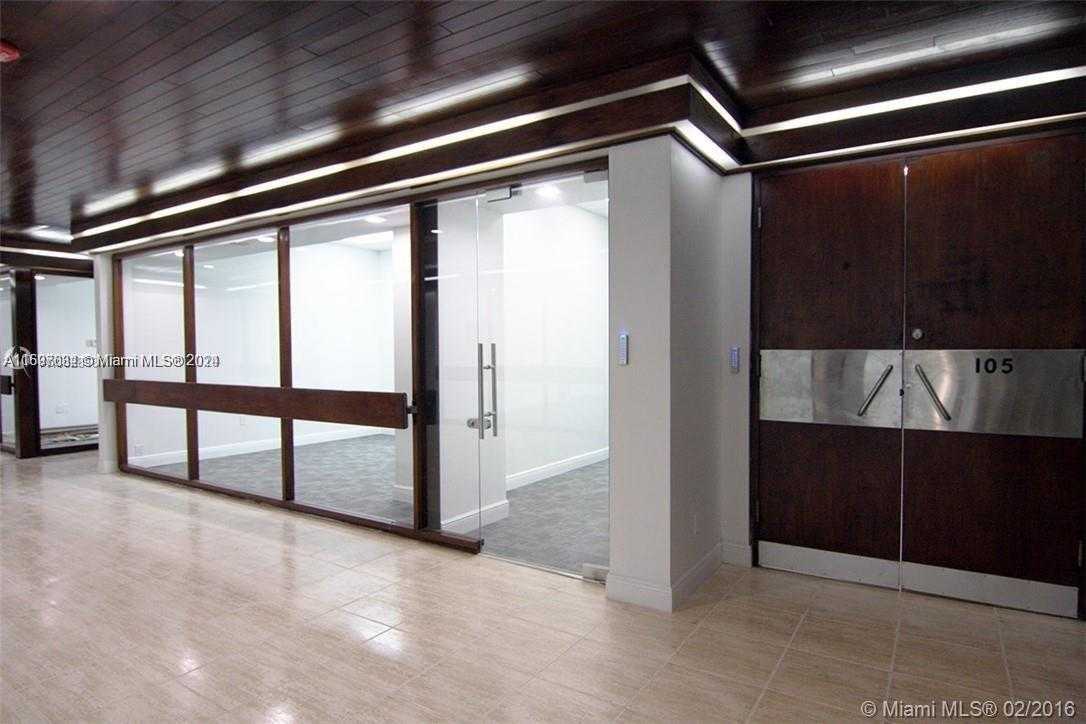 Small Image of 13499 BISCAYNE BLVD #CU105, North Miami Number 4