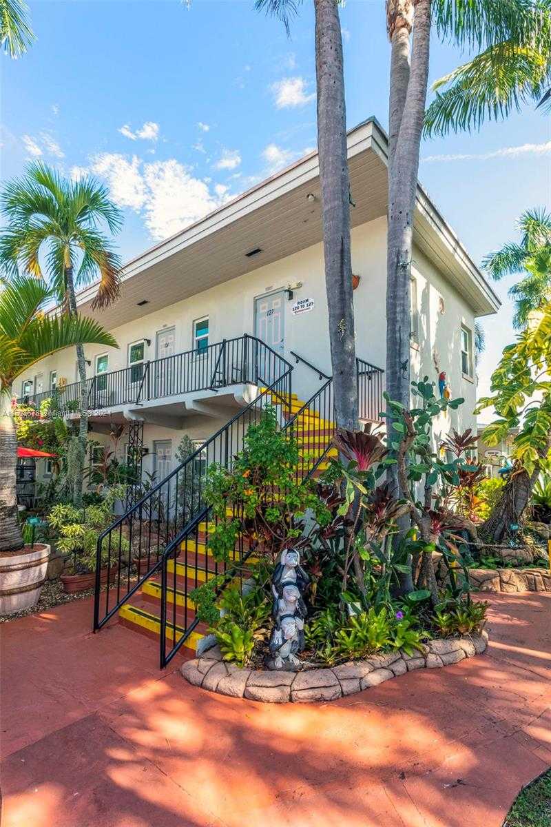 Small Image of 1219 SOUTH FEDERAL HWY, Hollywood Number 13