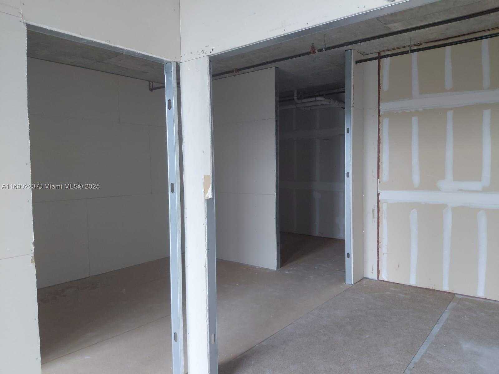 Small Image of 10450 NORTH WEST 33RD ST #406, Doral Number 15