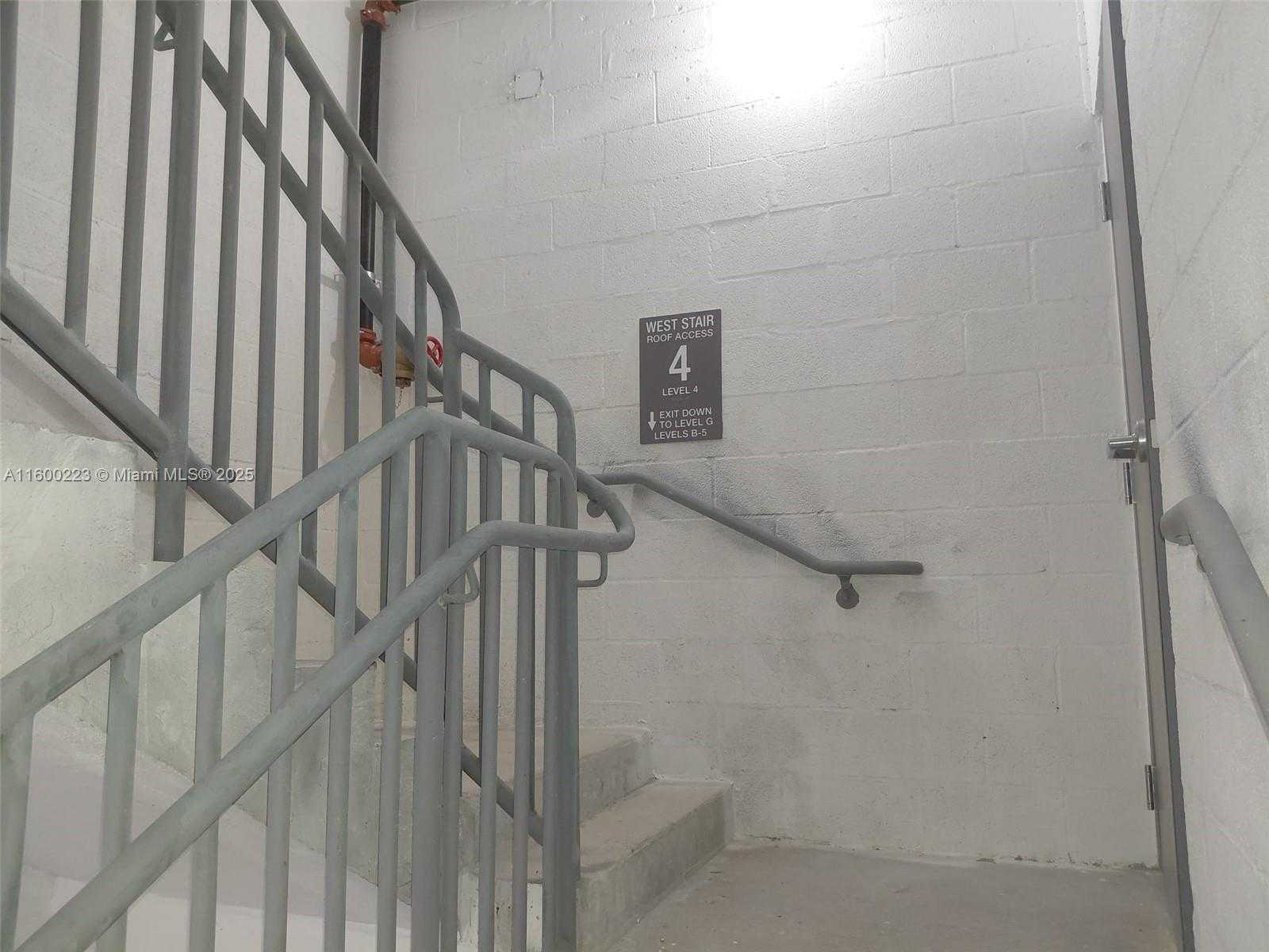 Small Image of 10450 NORTH WEST 33RD ST #406, Doral Number 19