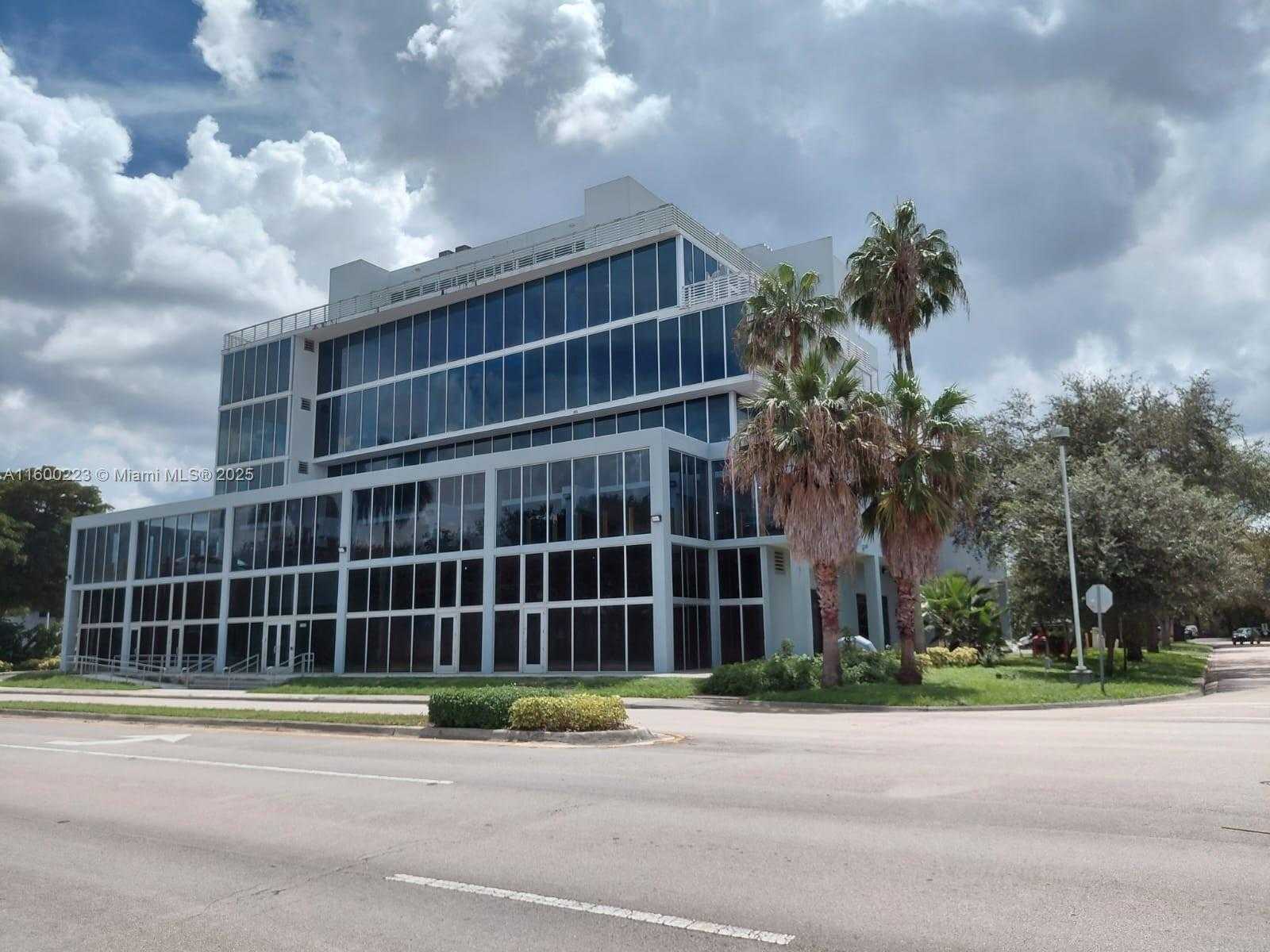 Small Image of 10450 NORTH WEST 33RD ST #406, Doral Number 2